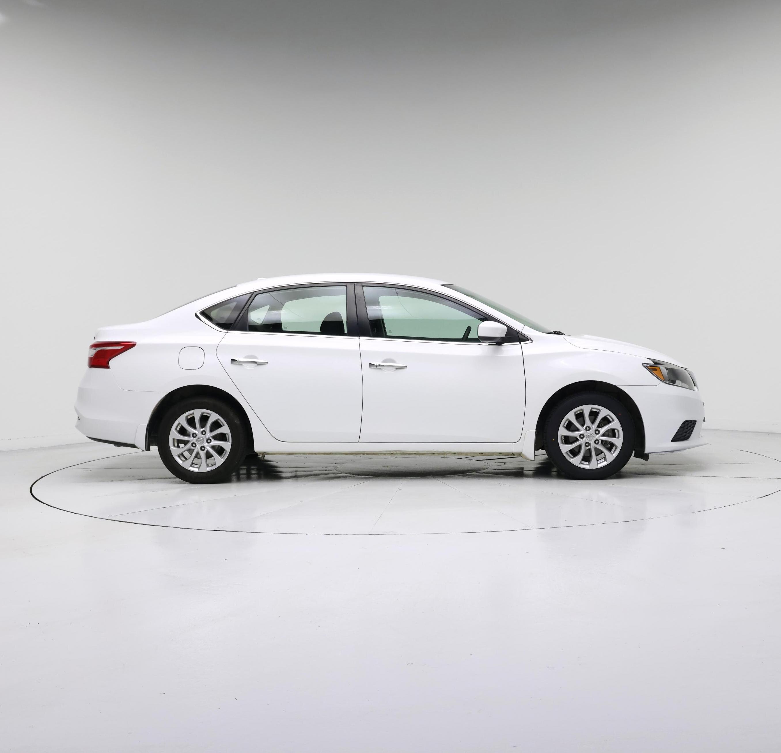 Thumbnail: 2017 Nissan Sentra - 7