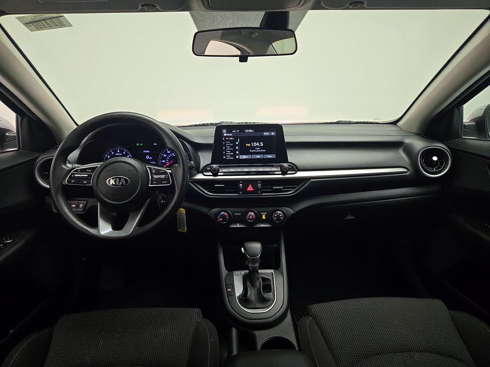 Thumbnail: 2021 Kia Forte - 9