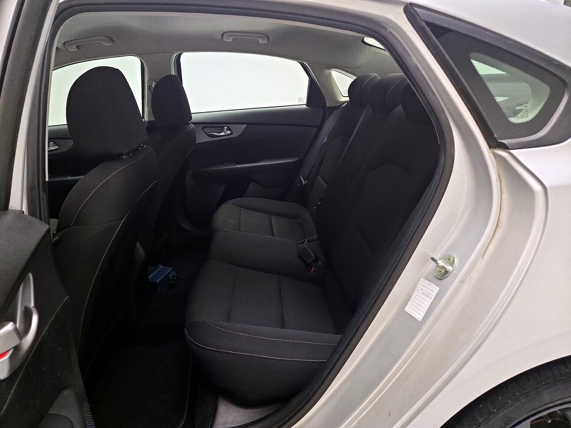 Thumbnail: 2021 Kia Forte - 19