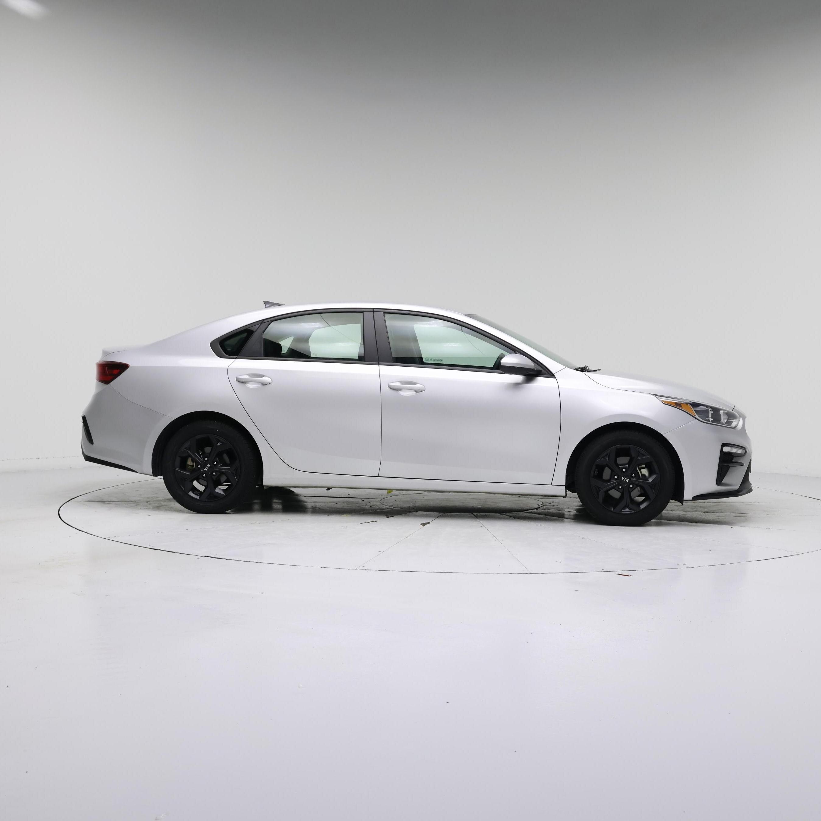 Thumbnail: 2021 Kia Forte - 7
