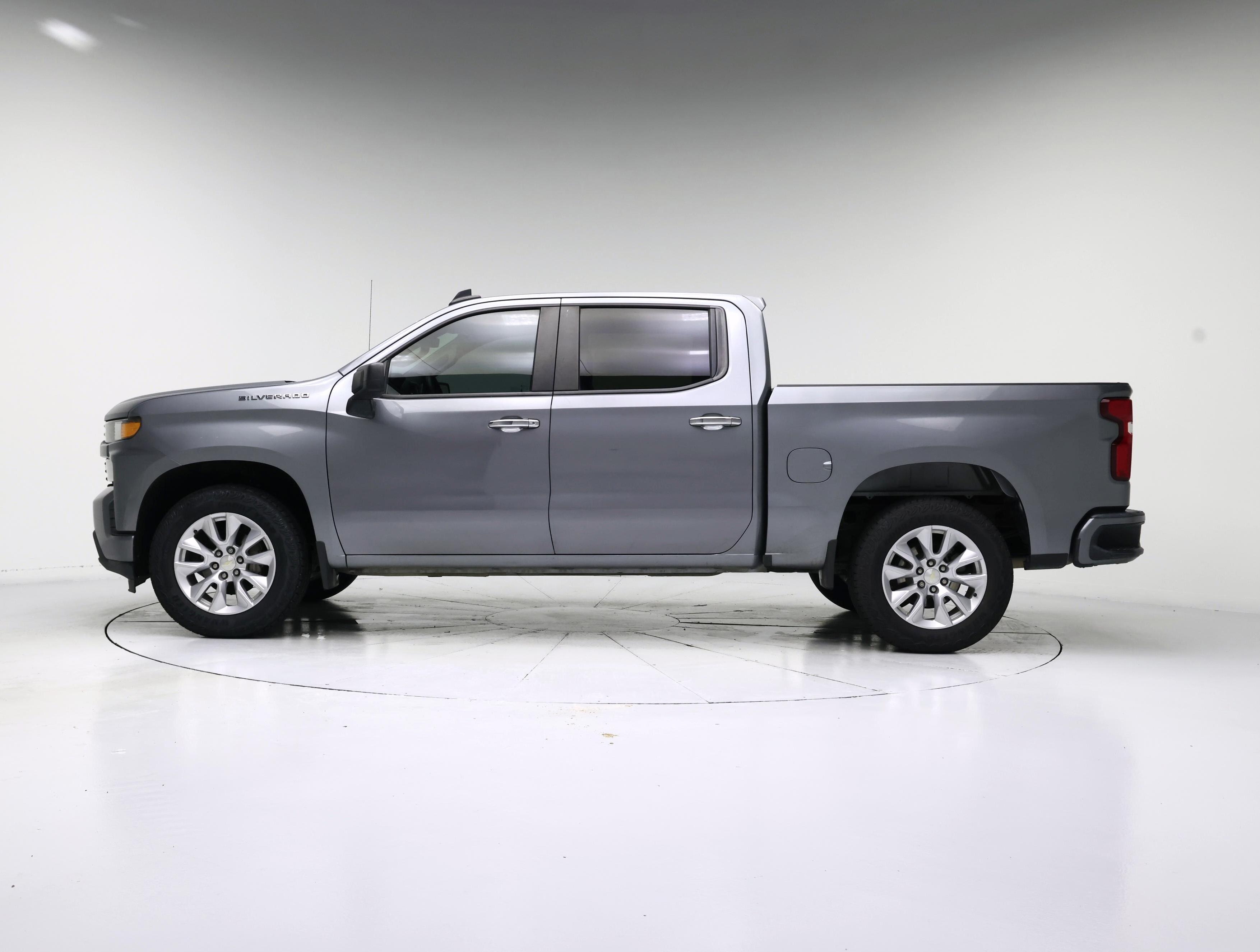 Thumbnail: 2019 Chevrolet Silverado 1500 - 3