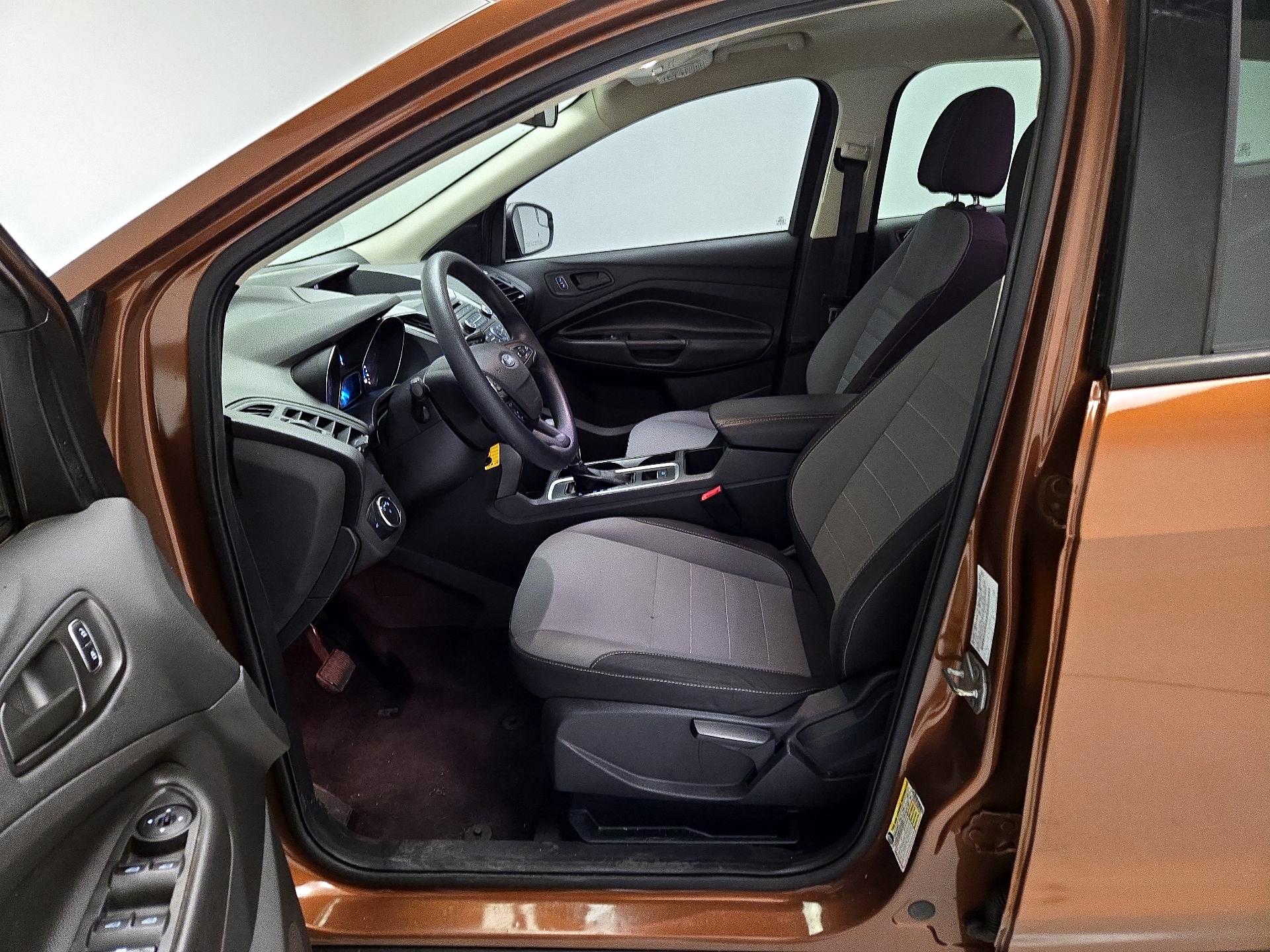 Thumbnail: 2017 Ford Escape - 11
