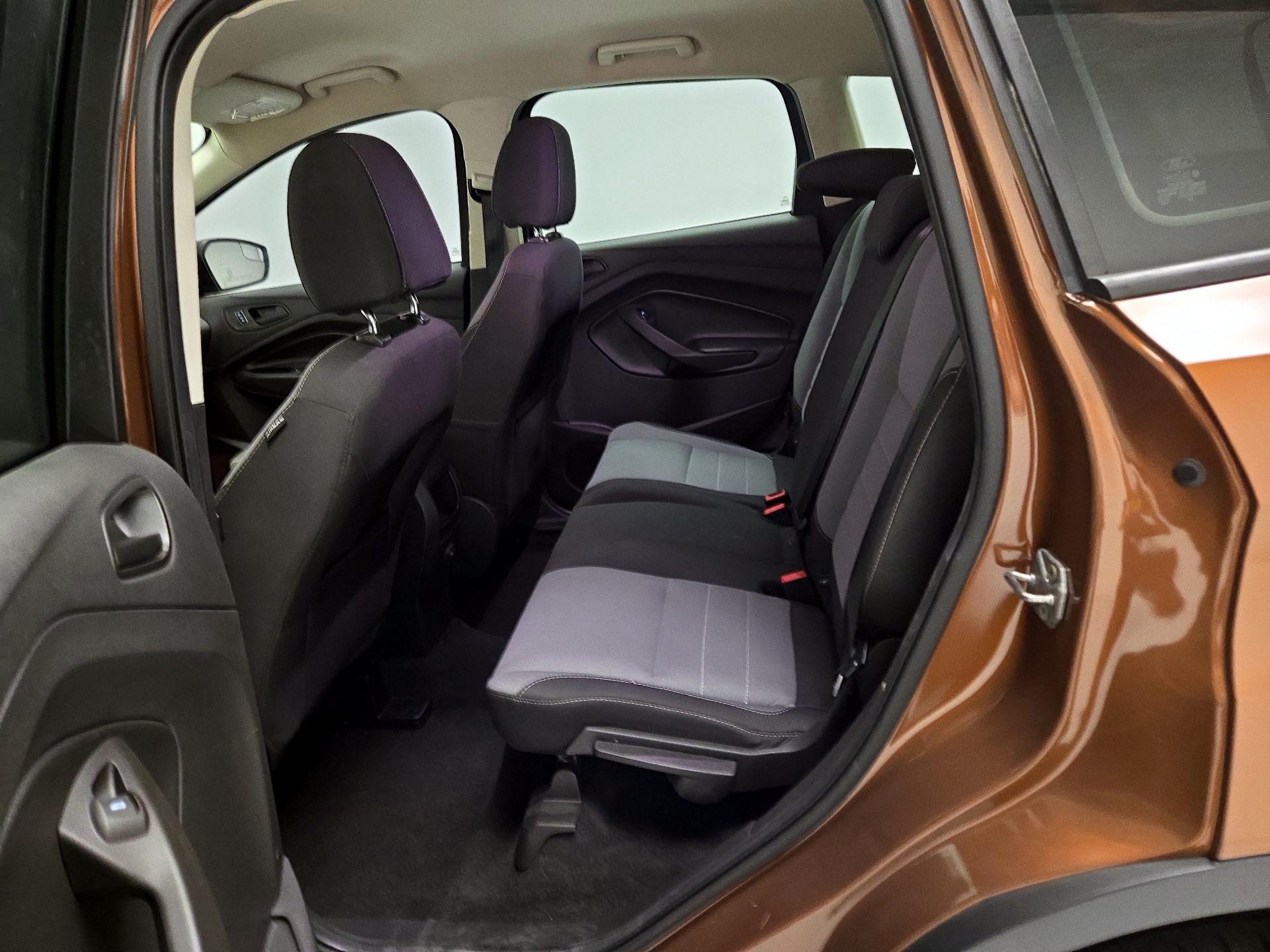 Thumbnail: 2017 Ford Escape - 19