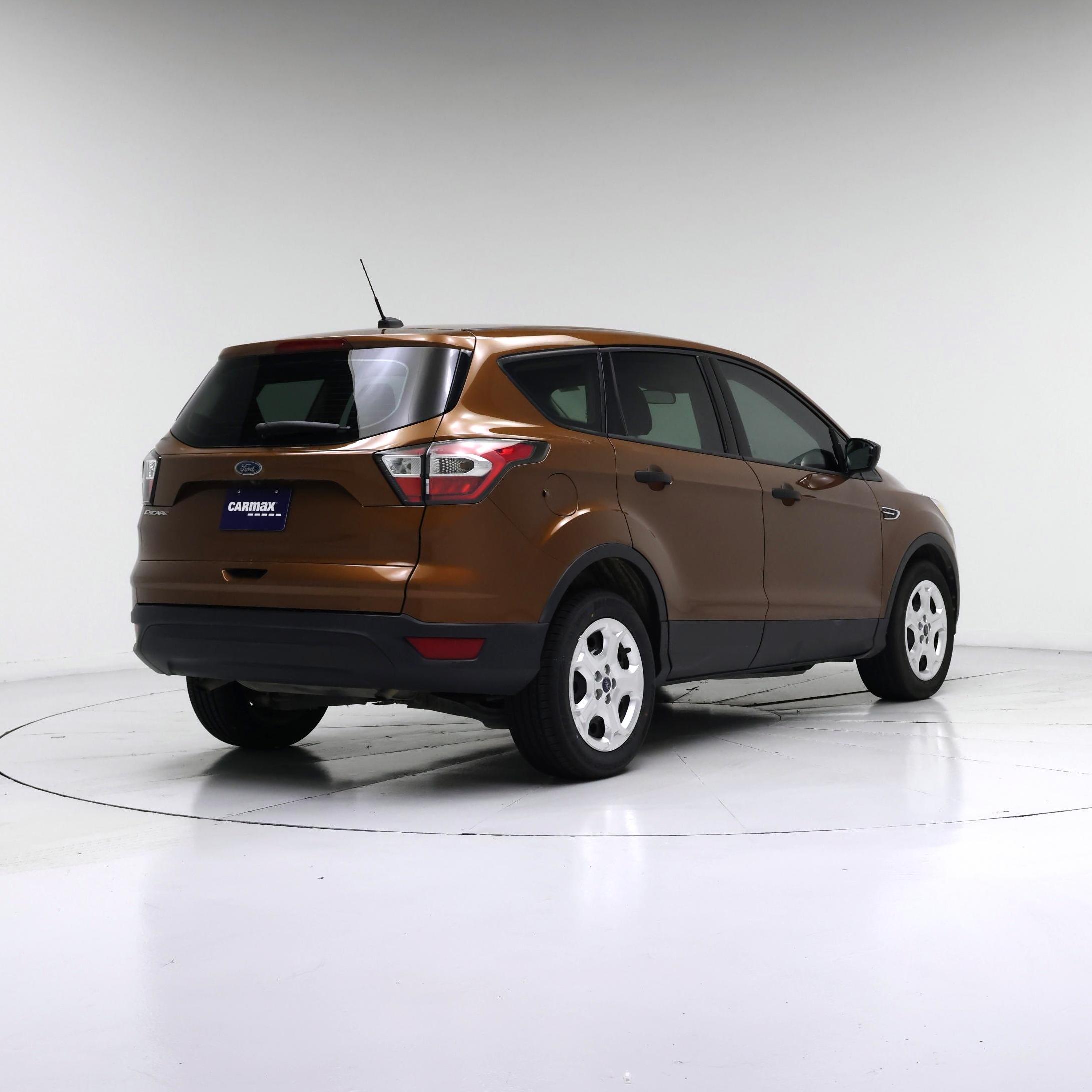 Thumbnail: 2017 Ford Escape - 8
