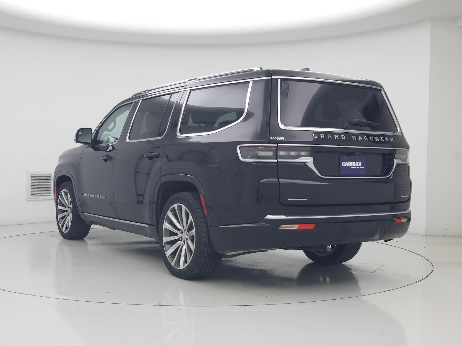 2023 Jeep Grand Wagoneer Series II - Photo 3