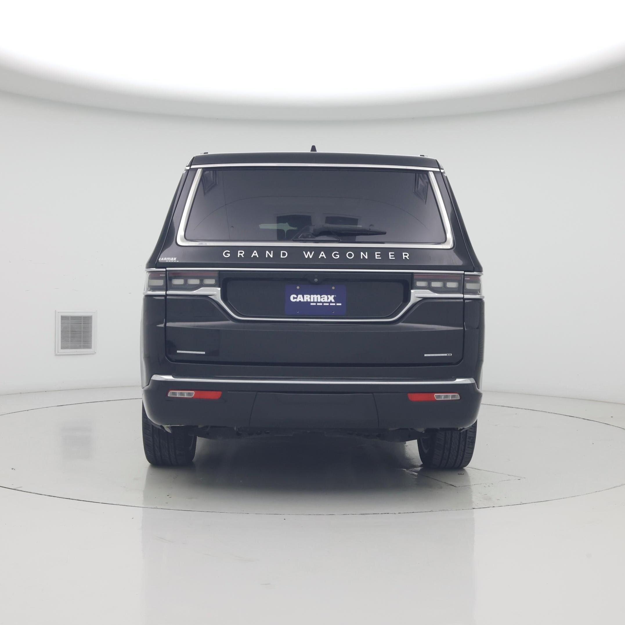 Thumbnail: 2023 Jeep Grand Wagoneer - 6