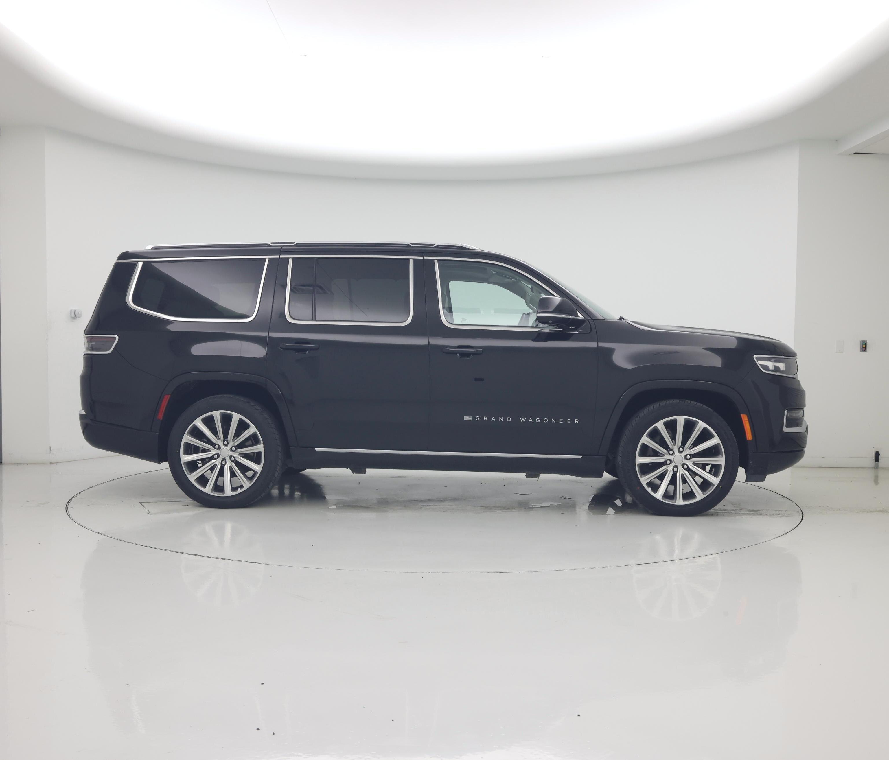 Thumbnail: 2023 Jeep Grand Wagoneer - 7