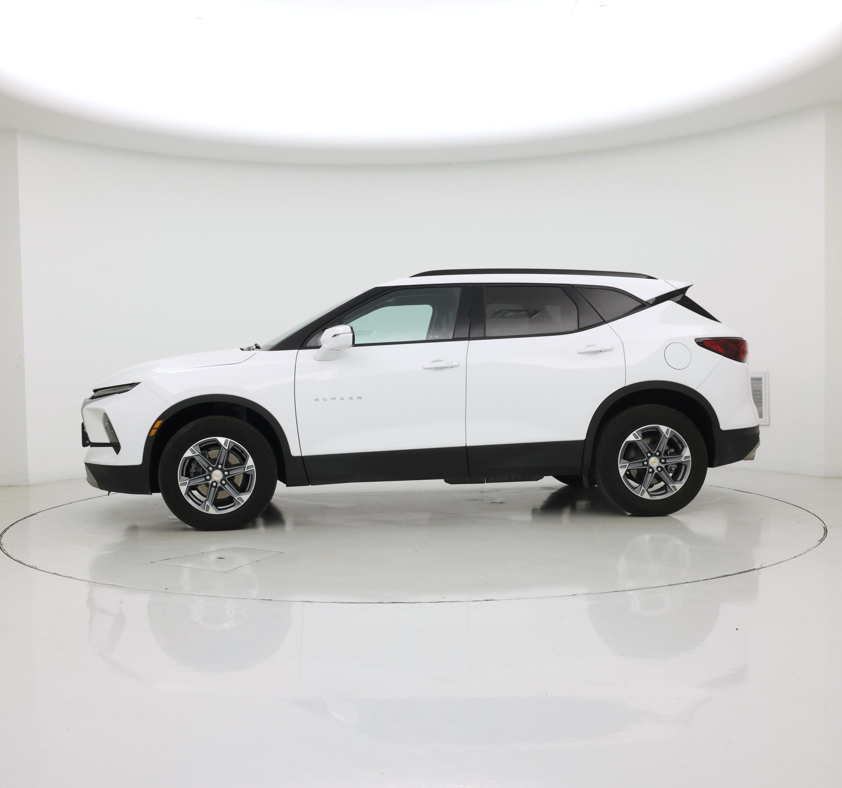 Thumbnail: 2024 Chevrolet Blazer - 3
