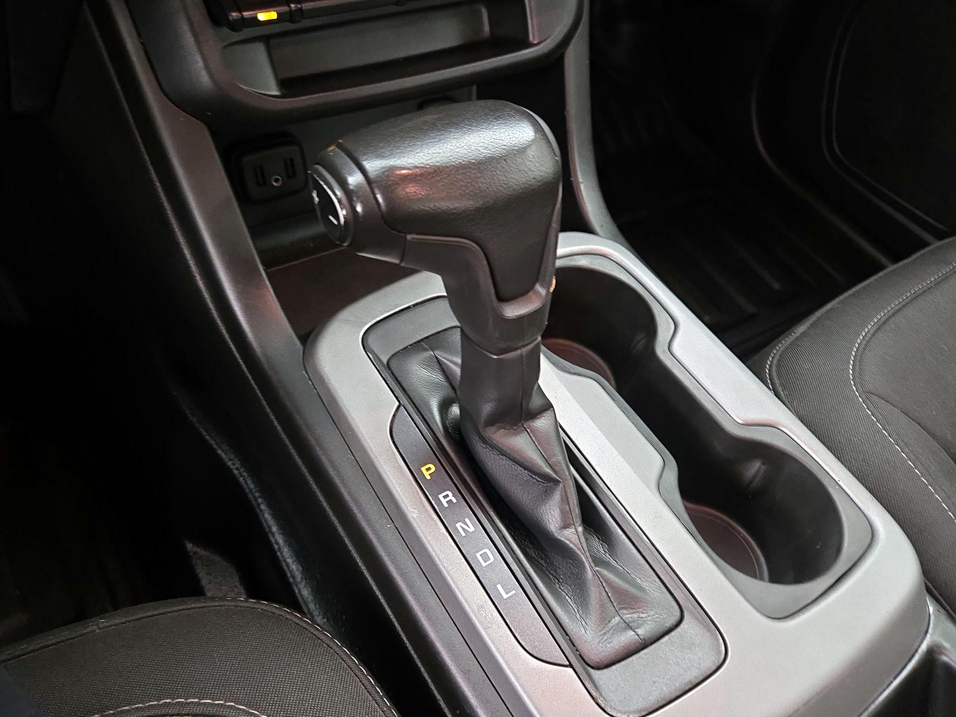 Thumbnail: 2021 Chevrolet Colorado - 17