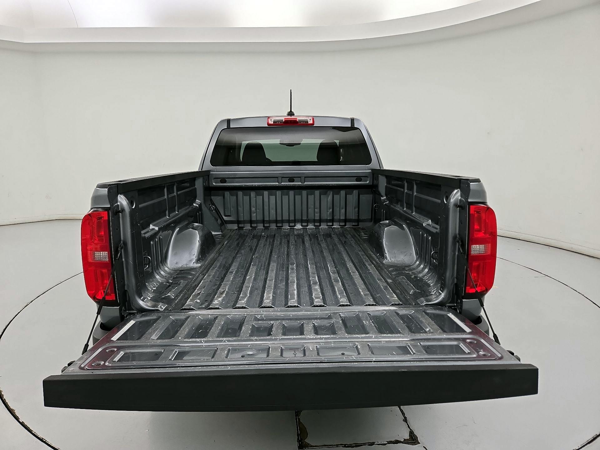Thumbnail: 2021 Chevrolet Colorado - 19