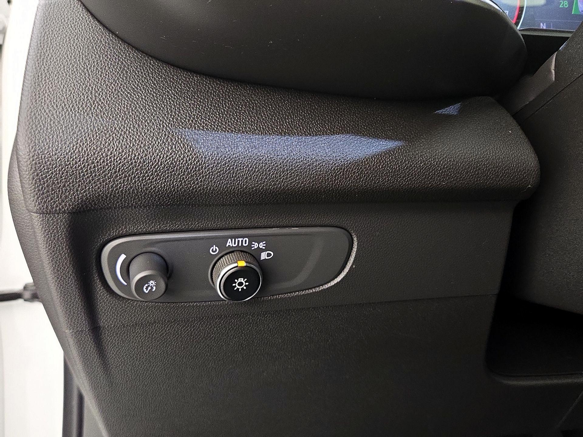 Thumbnail: 2021 Buick Envision - 13