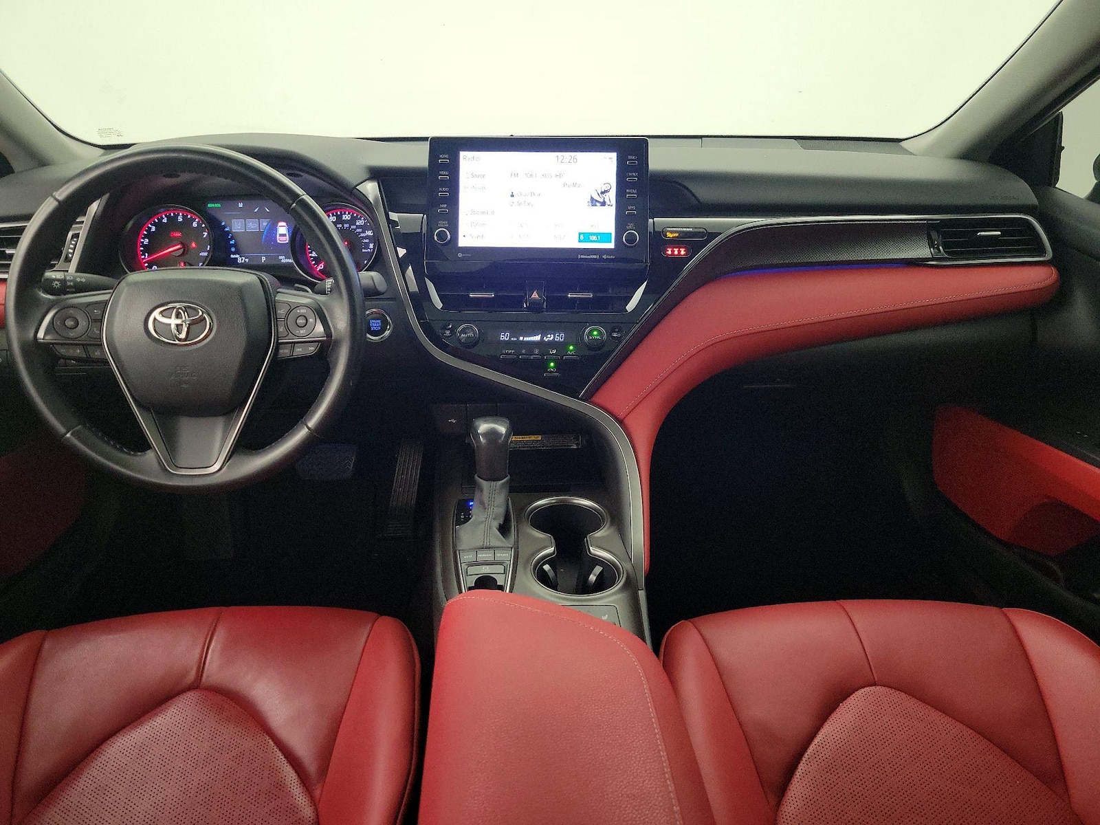 2021 Toyota Camry XSE - Photo 10