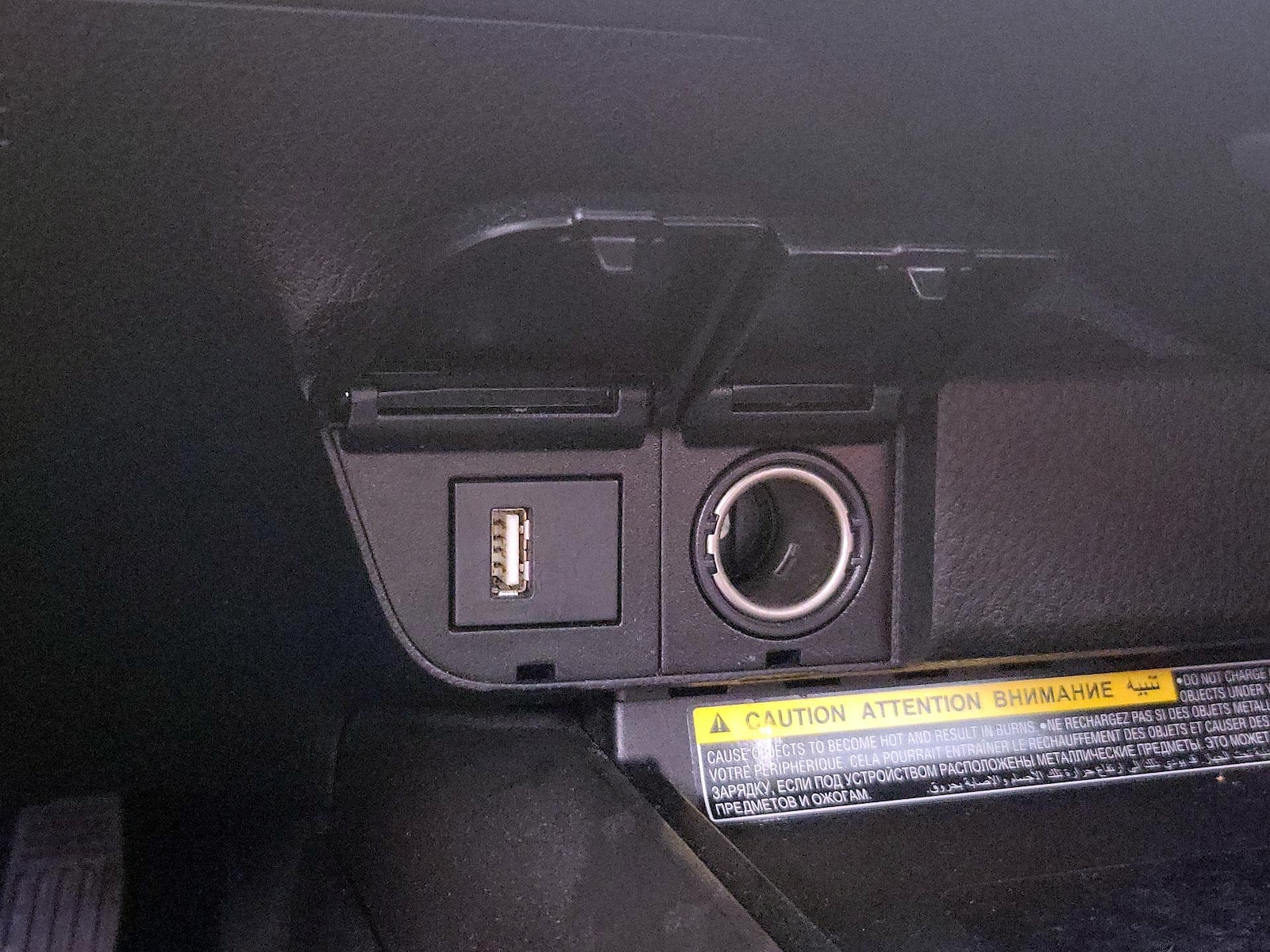 2021 Toyota Camry XSE - Photo 19