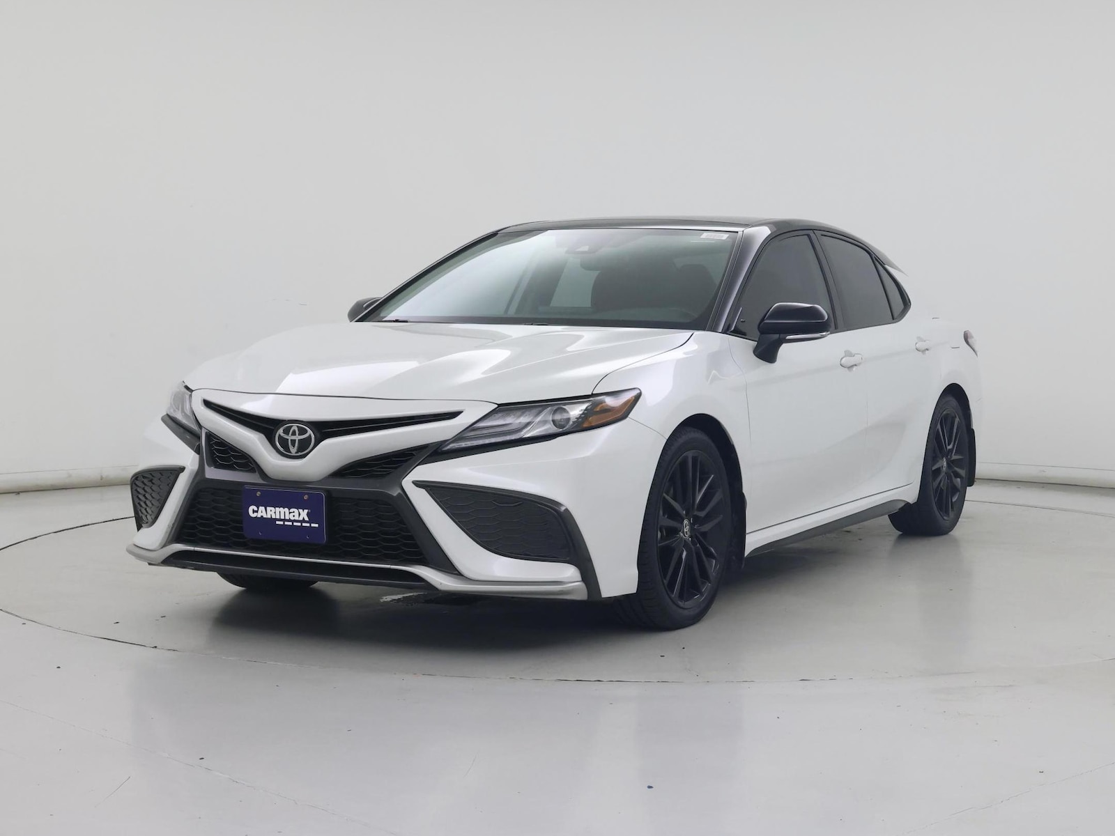 2021 Toyota Camry XSE - Photo 5