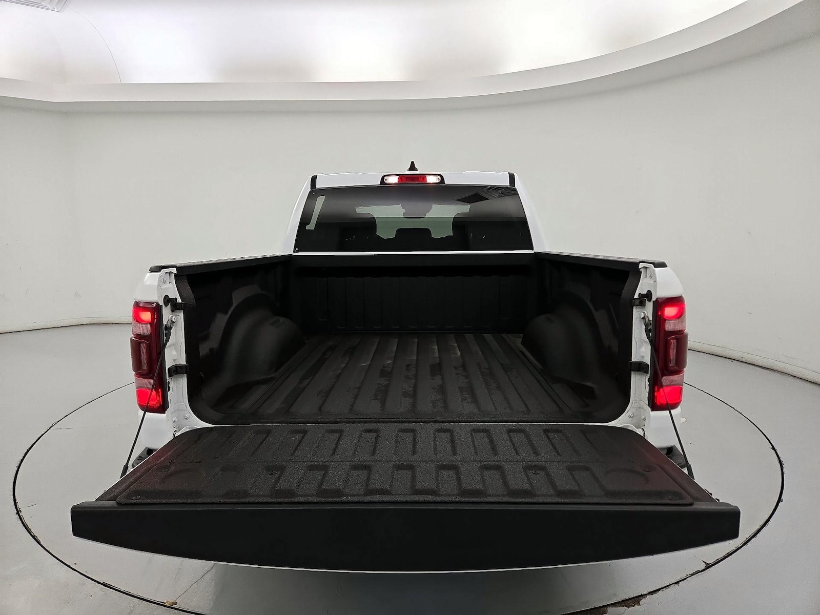 2024 RAM Ram 1500 Pickup Laramie - Photo 22