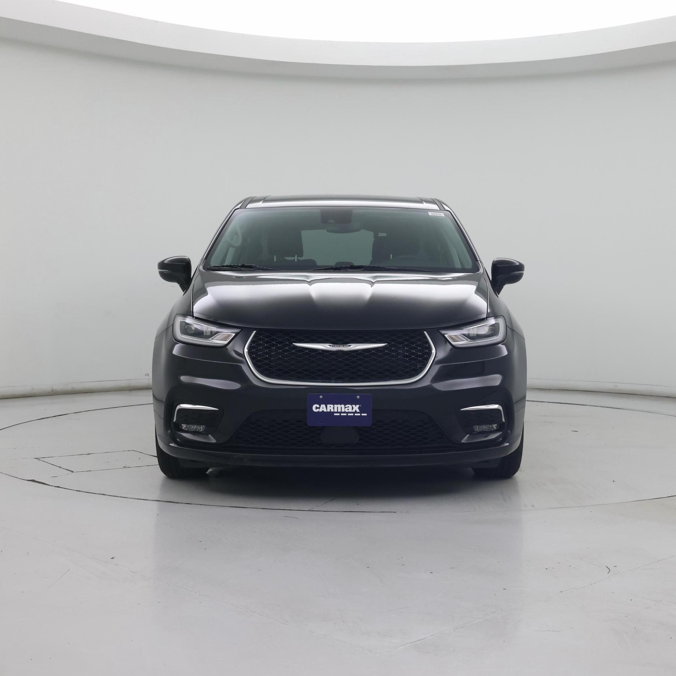 Thumbnail: 2023 Chrysler Pacifica - 5