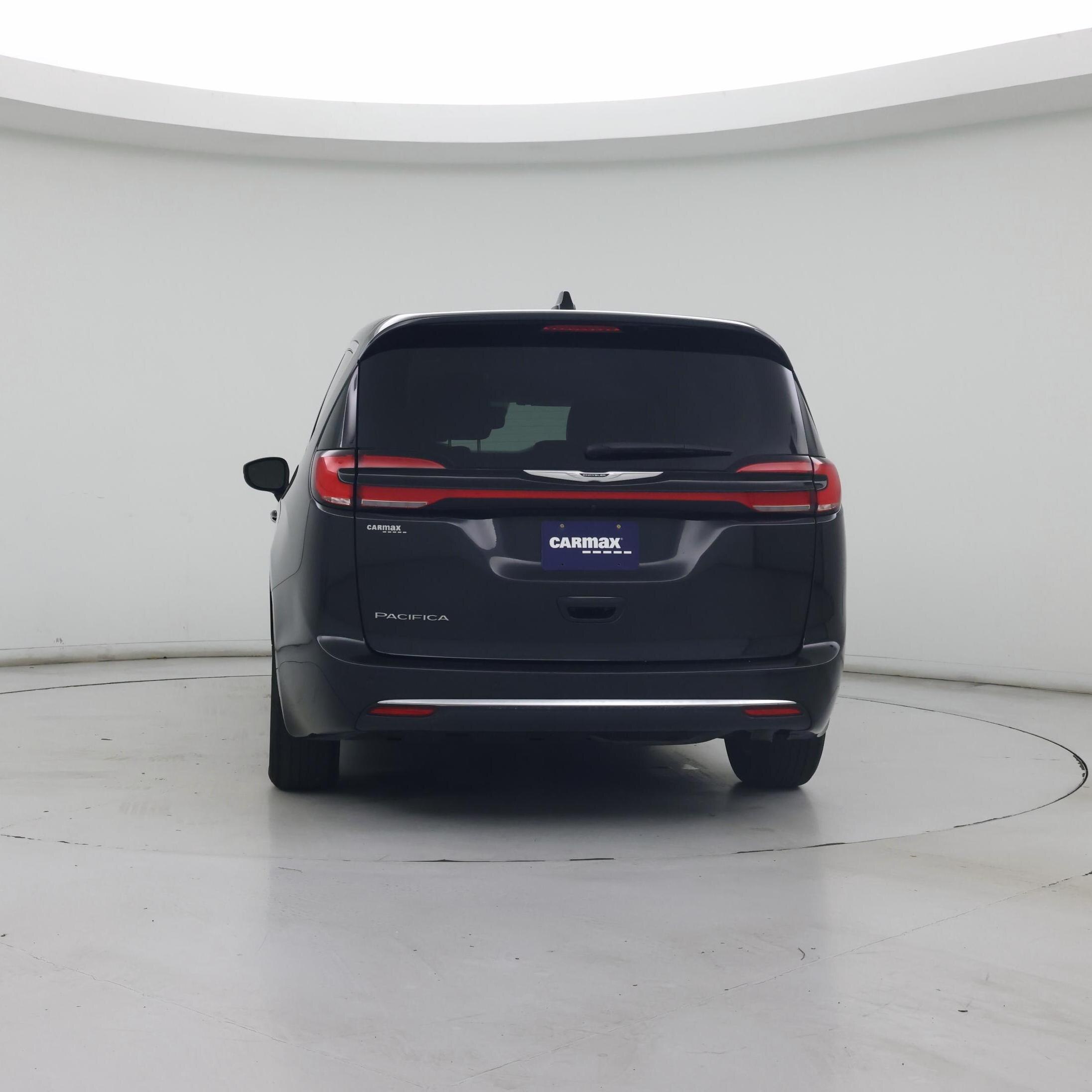 Thumbnail: 2023 Chrysler Pacifica - 6