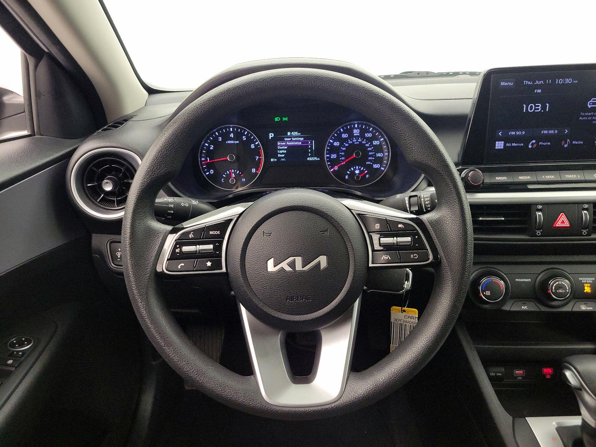 Thumbnail: 2024 Kia Forte - 10