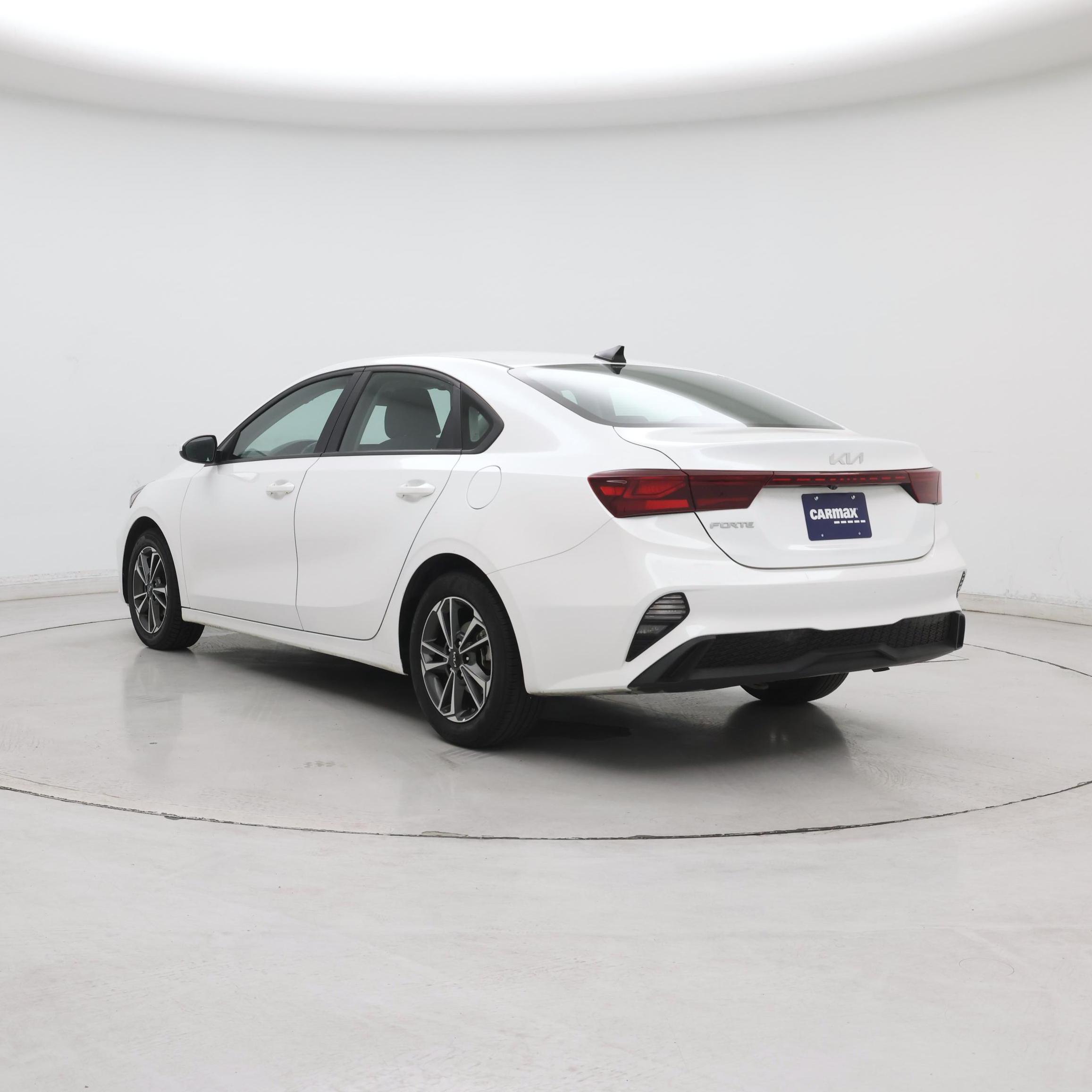 Thumbnail: 2024 Kia Forte - 2