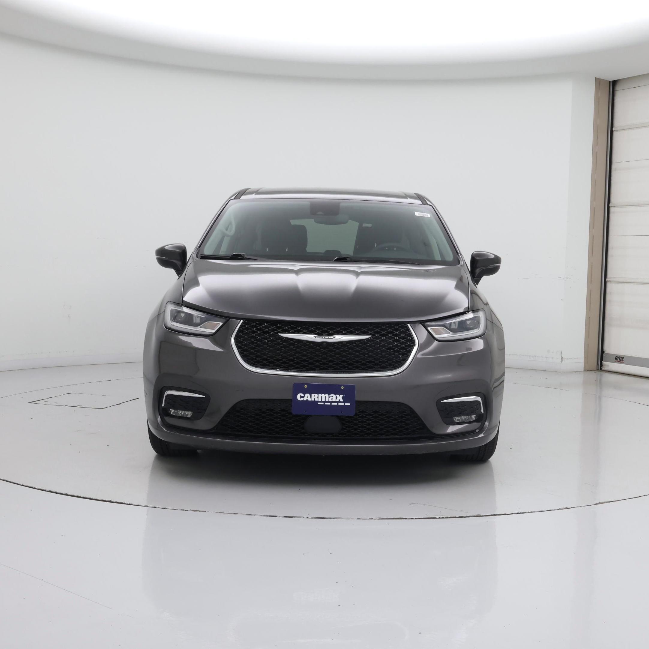 Thumbnail: 2023 Chrysler Pacifica - 5