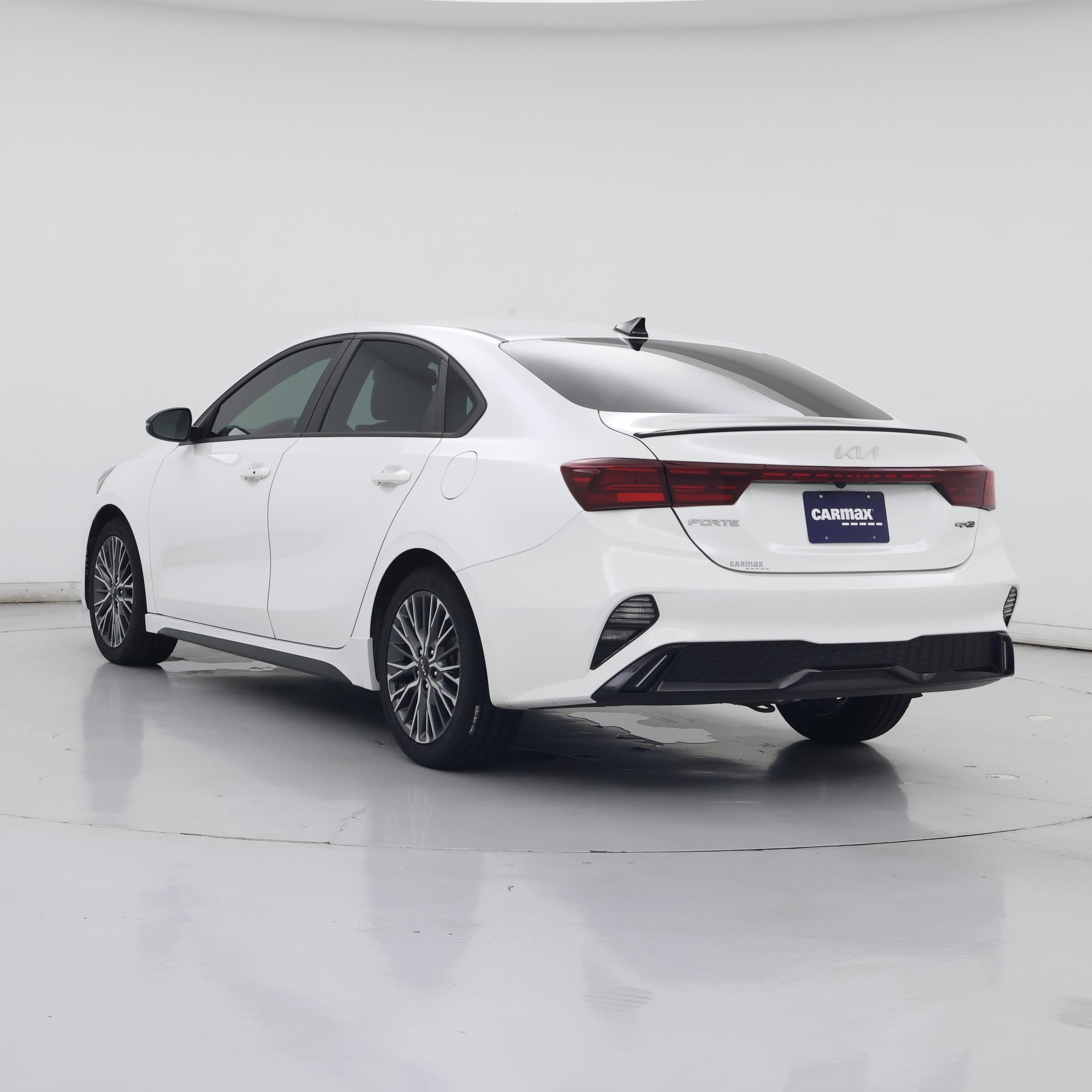 Thumbnail: 2023 Kia Forte - 2