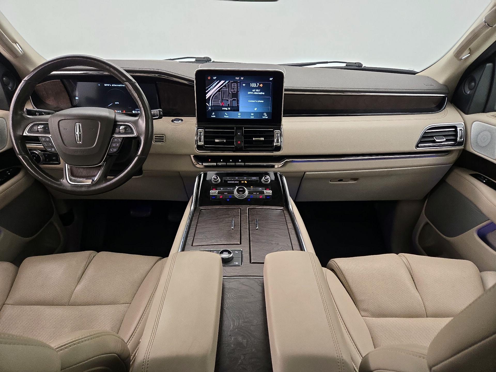 Thumbnail: 2021 Lincoln Navigator L - 9