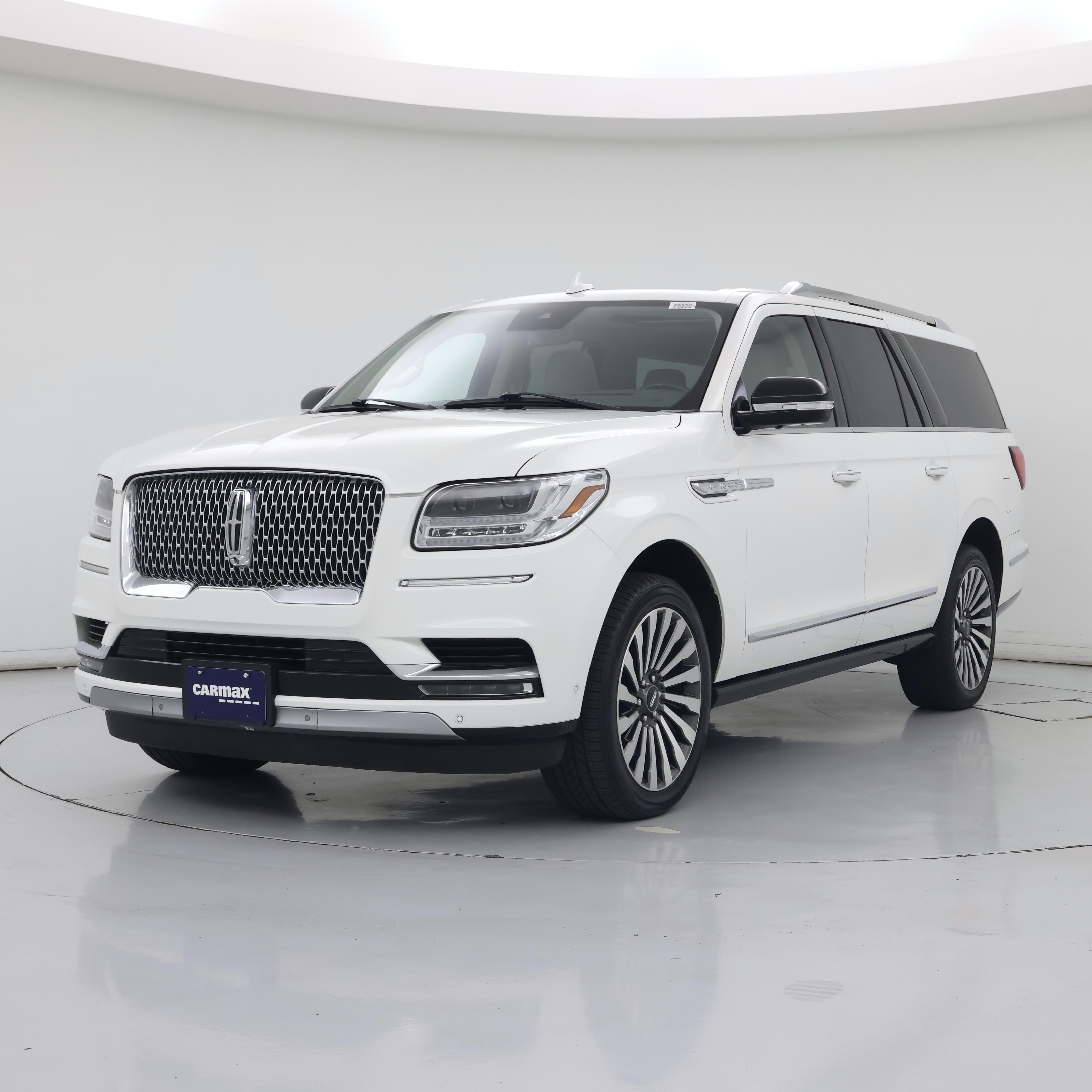 Thumbnail: 2021 Lincoln Navigator L - 4