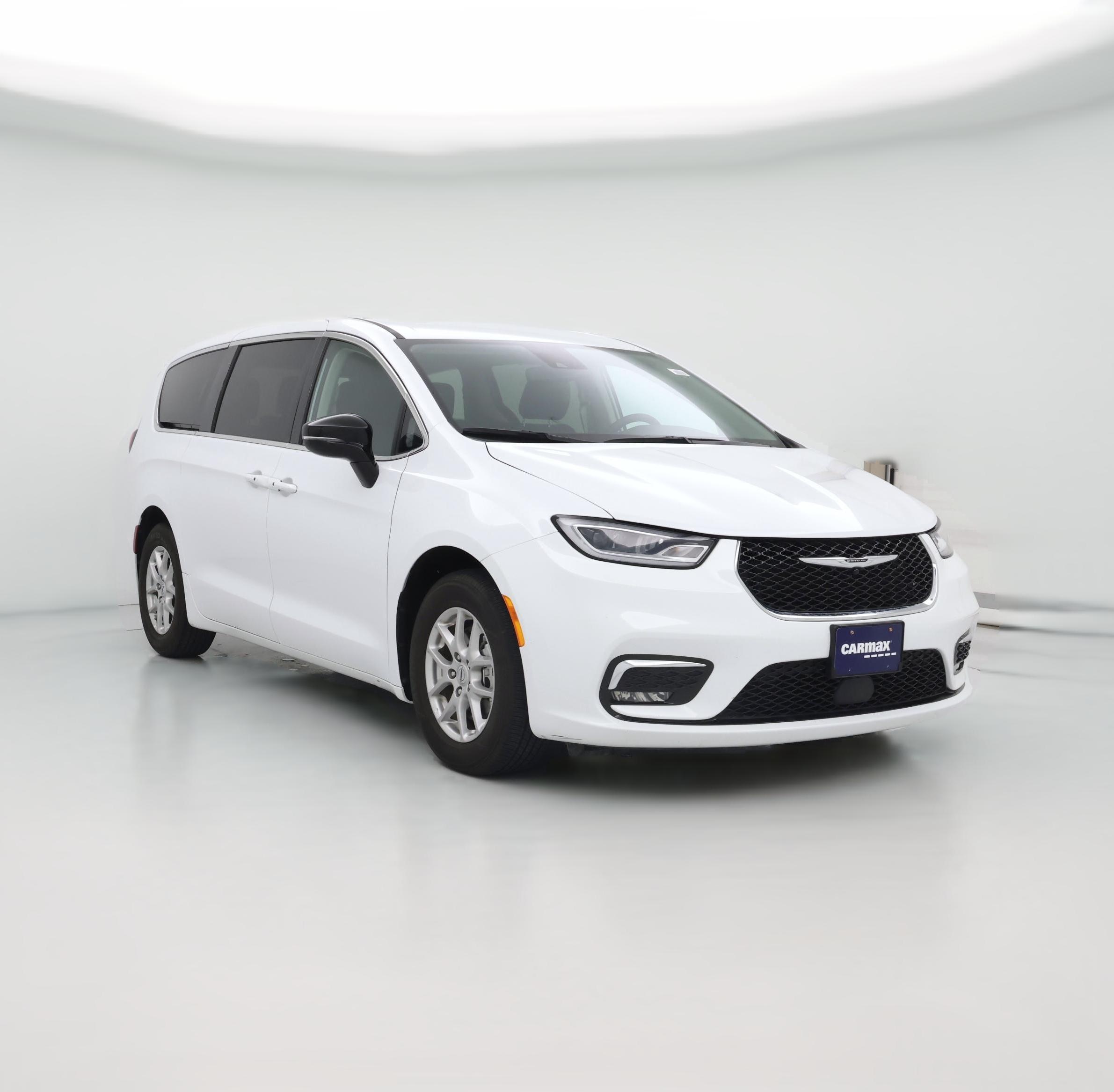 Thumbnail: 2024 Chrysler Pacifica - 1