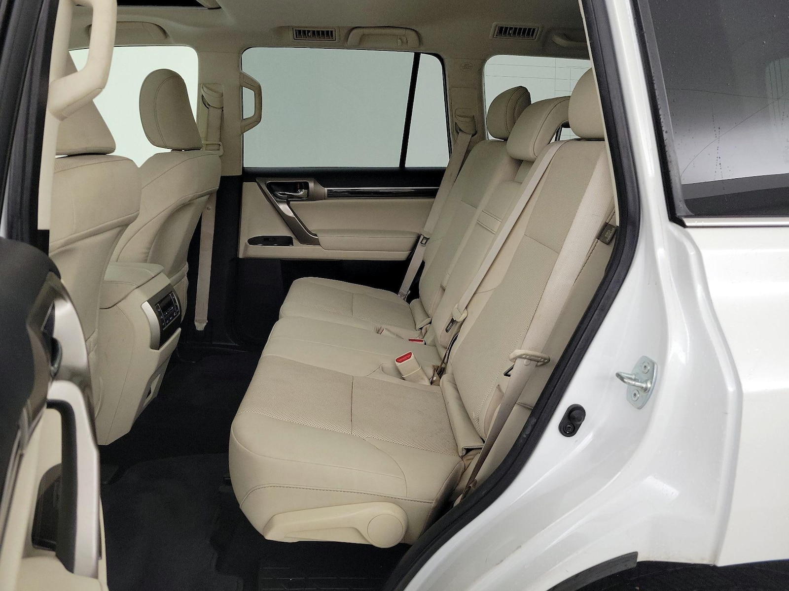 Rear Air Conditioning