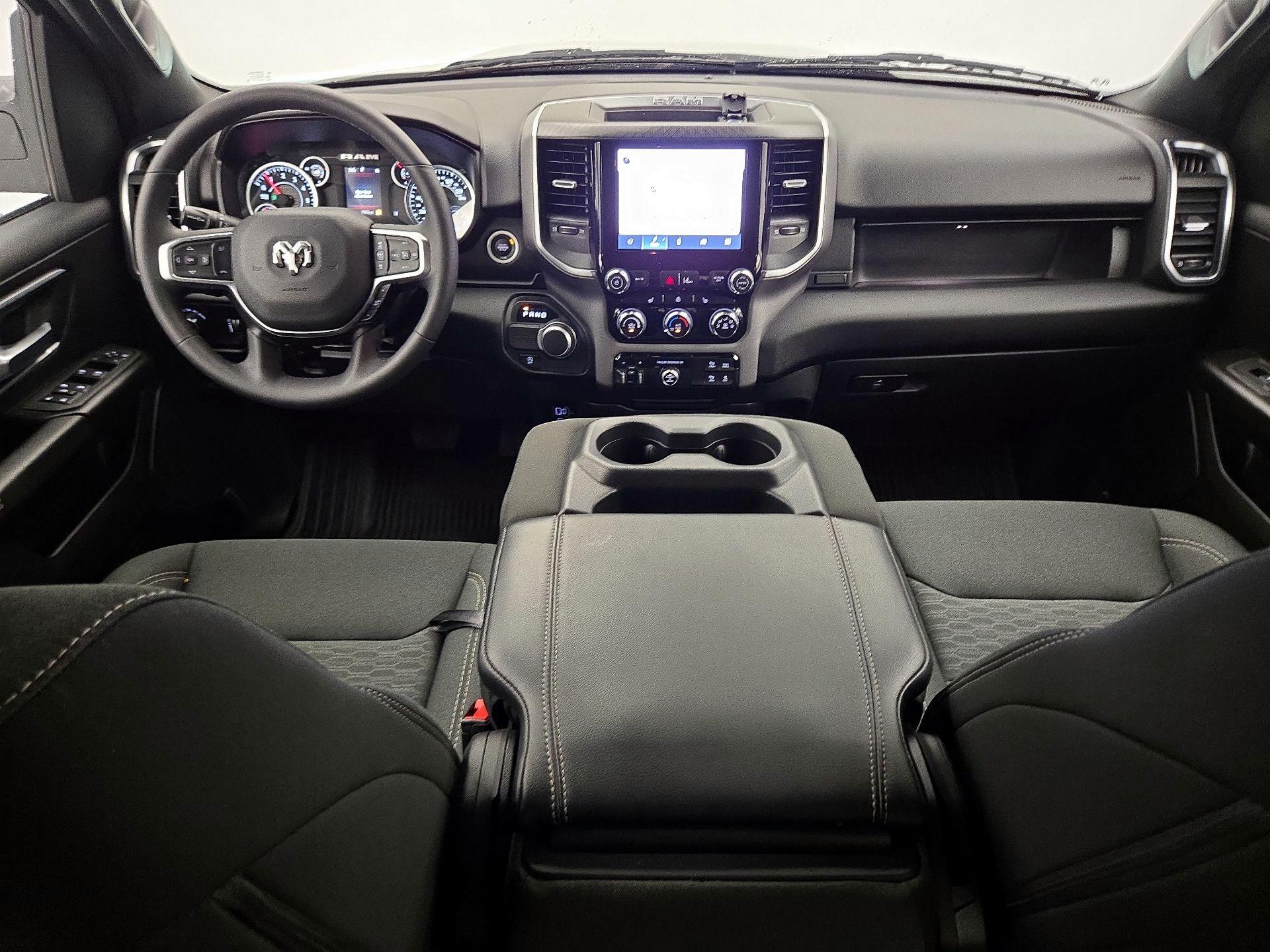 Thumbnail: 2025 RAM 1500 - 9