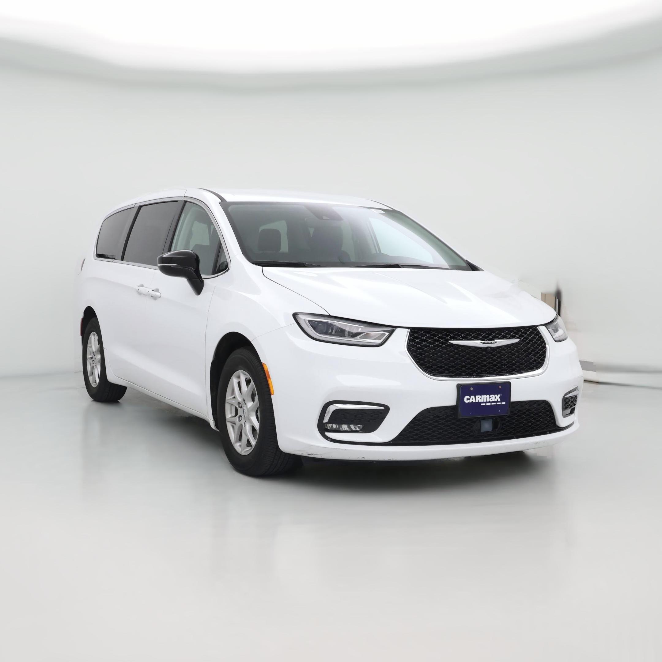 Thumbnail: 2024 Chrysler Pacifica - 1