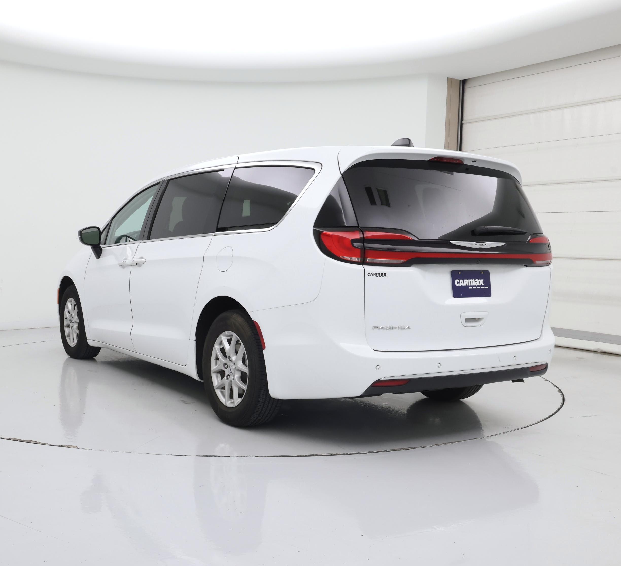 Thumbnail: 2024 Chrysler Pacifica - 2