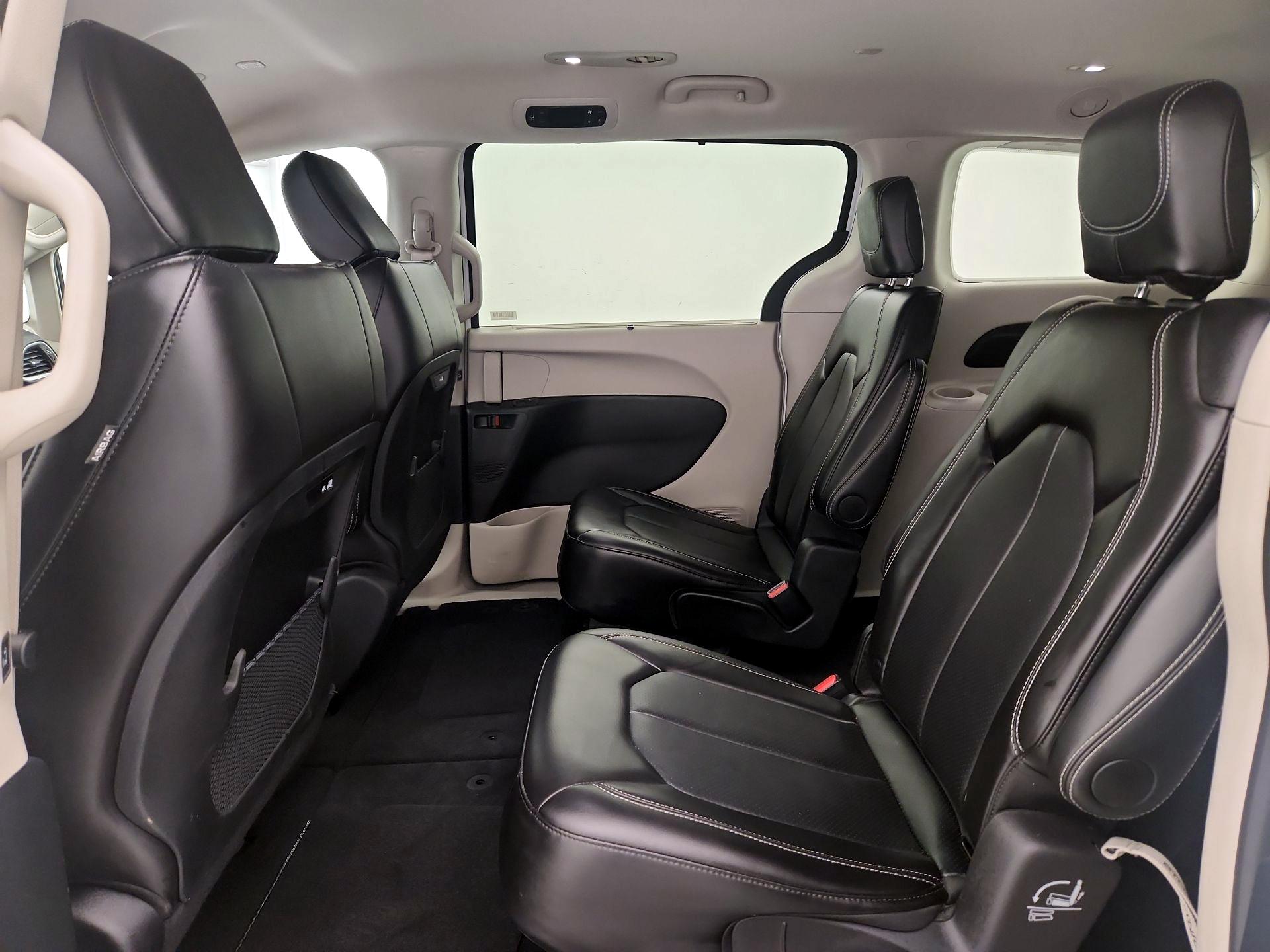 Thumbnail: 2024 Chrysler Pacifica - 19