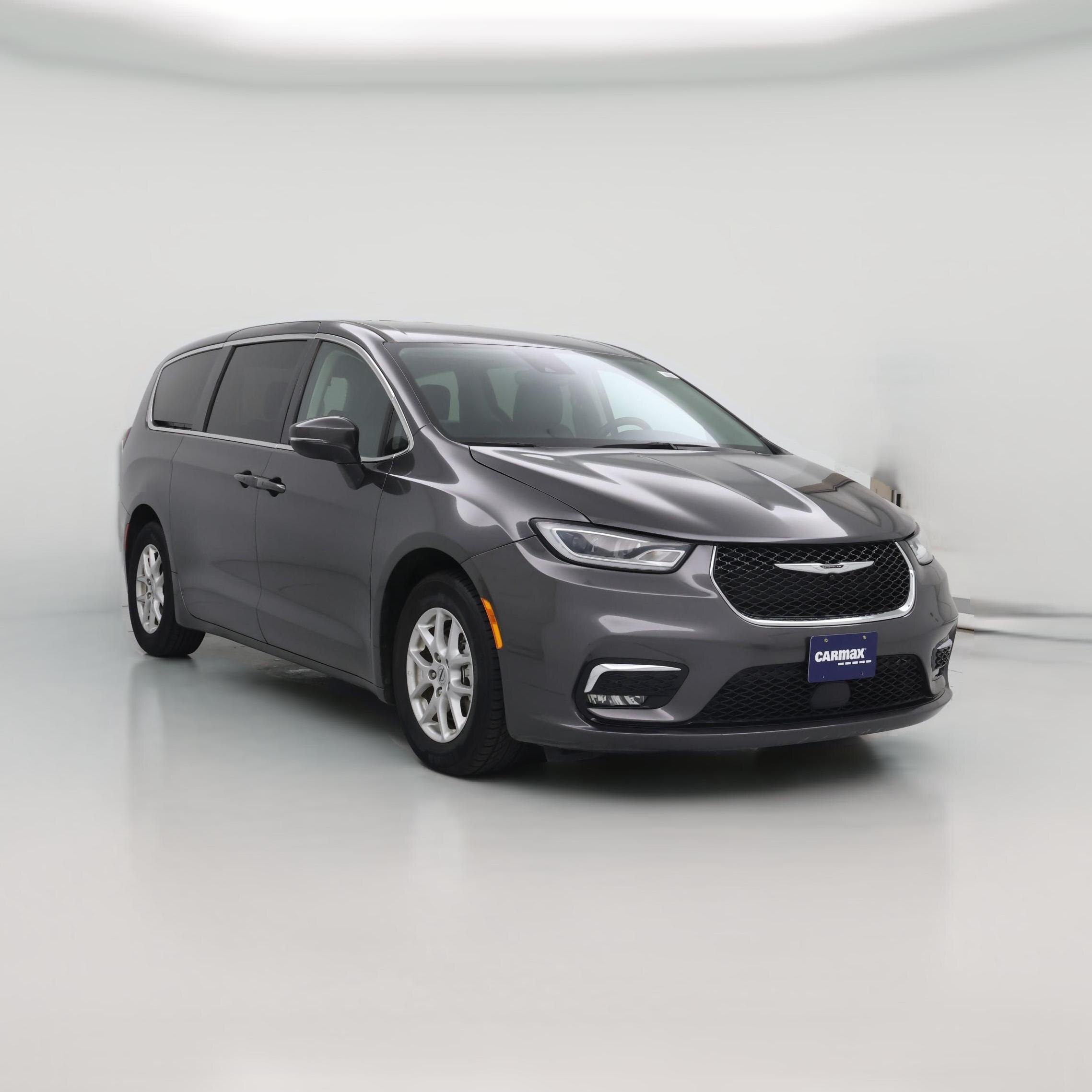 Thumbnail: 2023 Chrysler Pacifica - 1