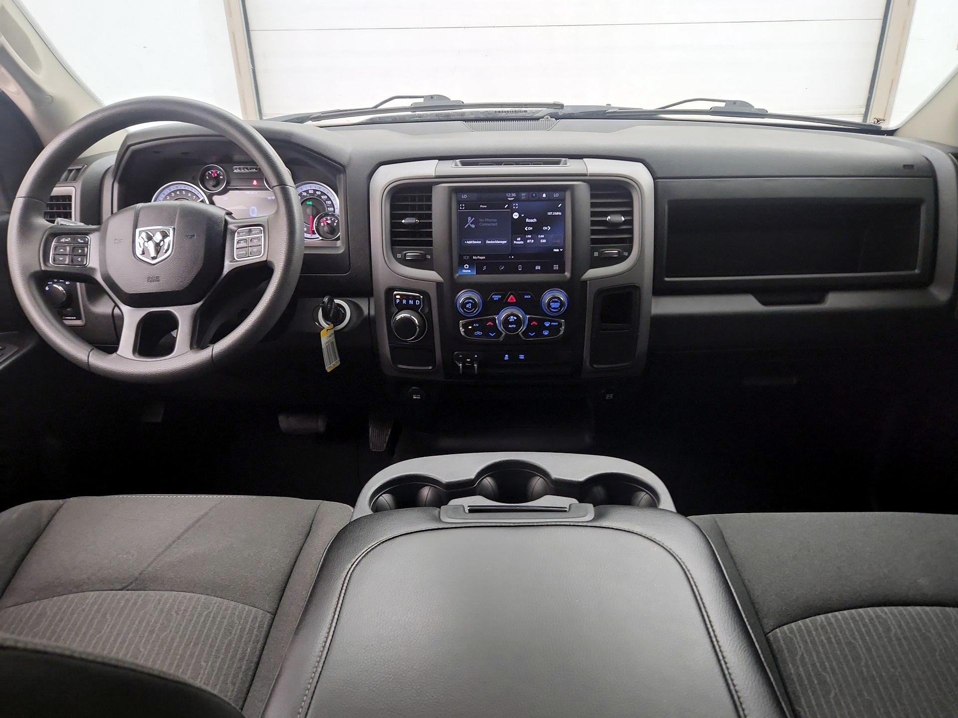 Thumbnail: 2023 RAM 1500 Classic - 9