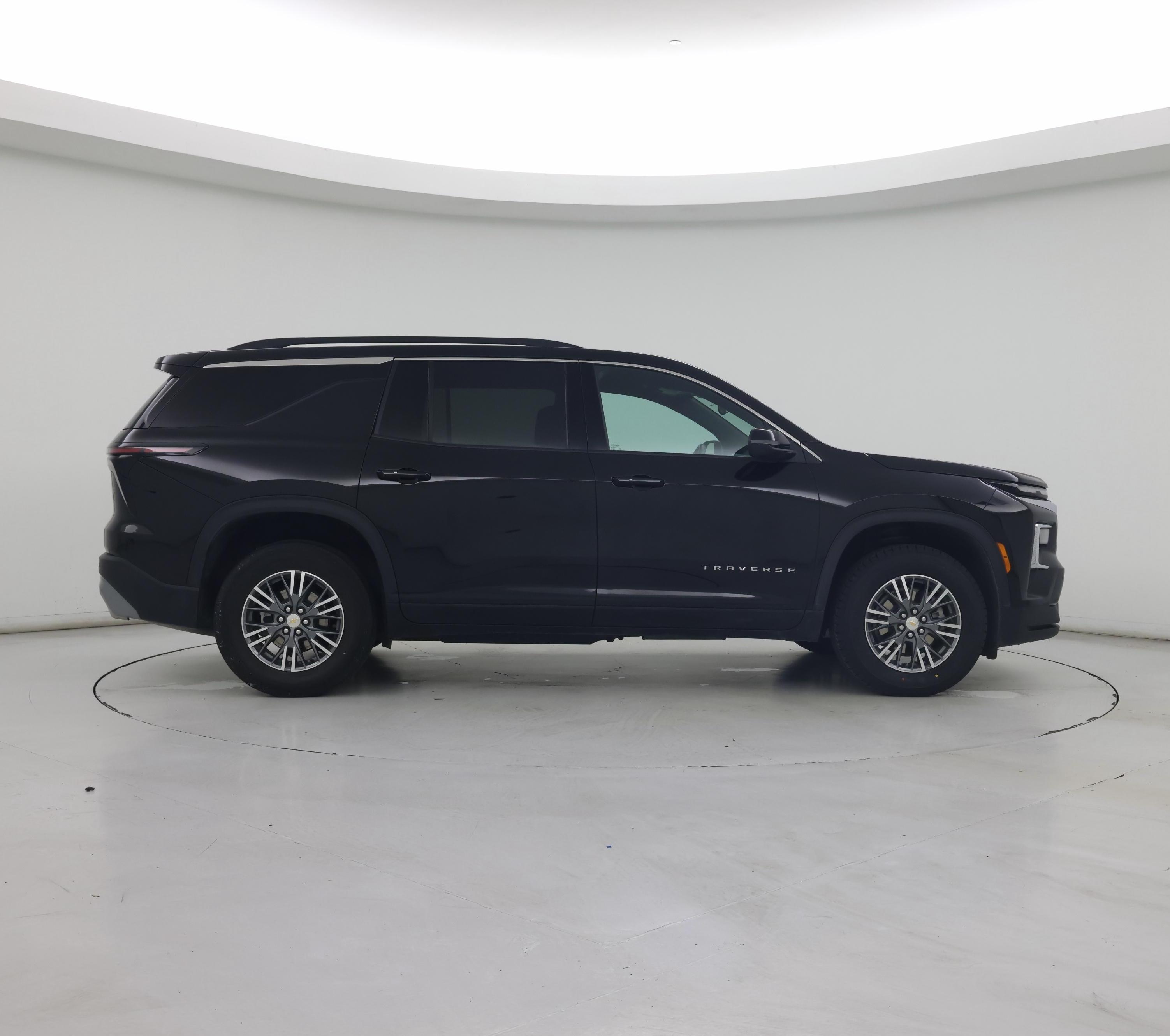 Thumbnail: 2025 Chevrolet Traverse - 7