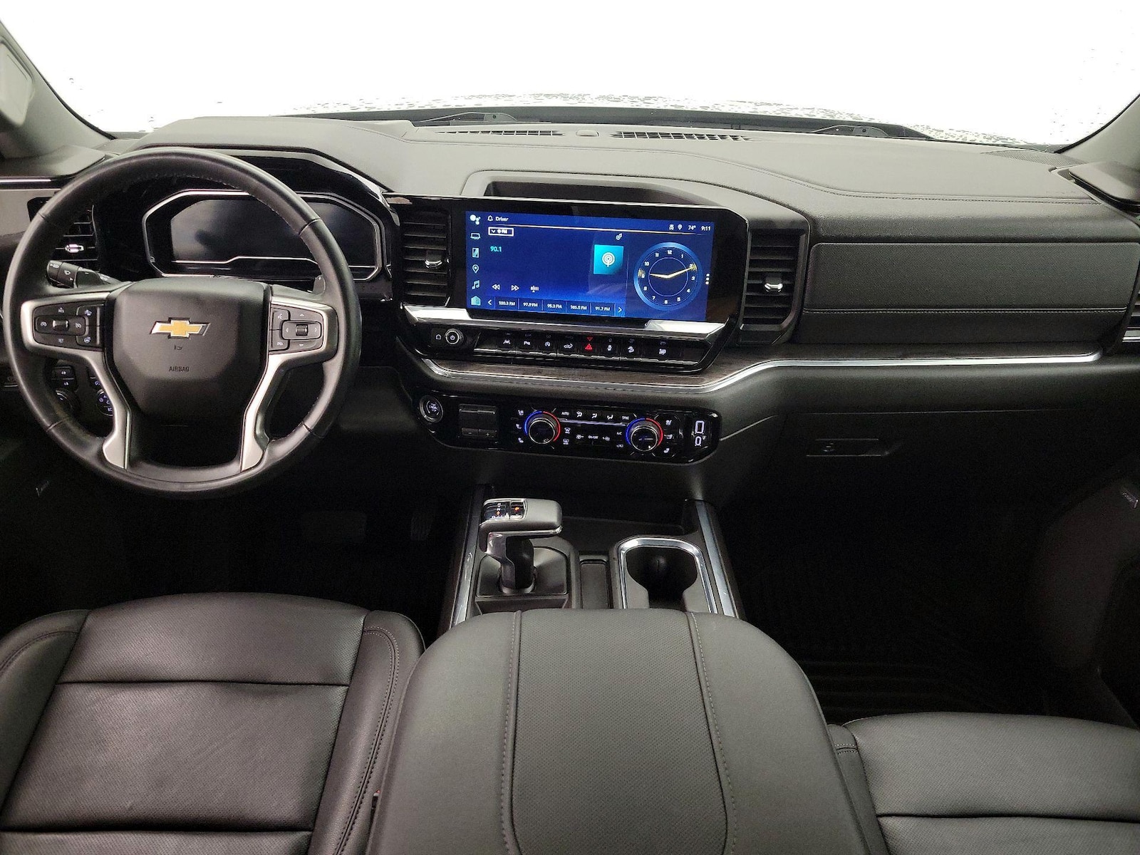 2024 Chevrolet Silverado 1500 LTZ - Photo 10