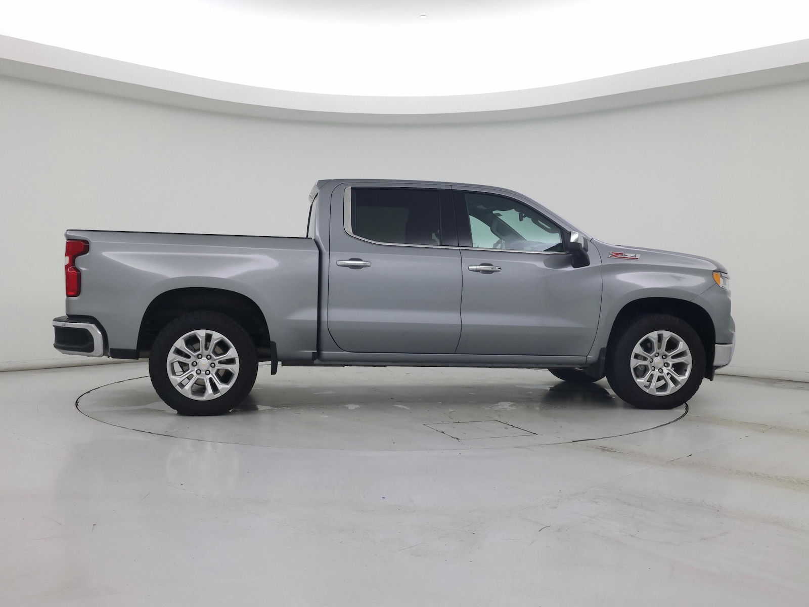 2024 Chevrolet Silverado 1500 LTZ - Photo 8