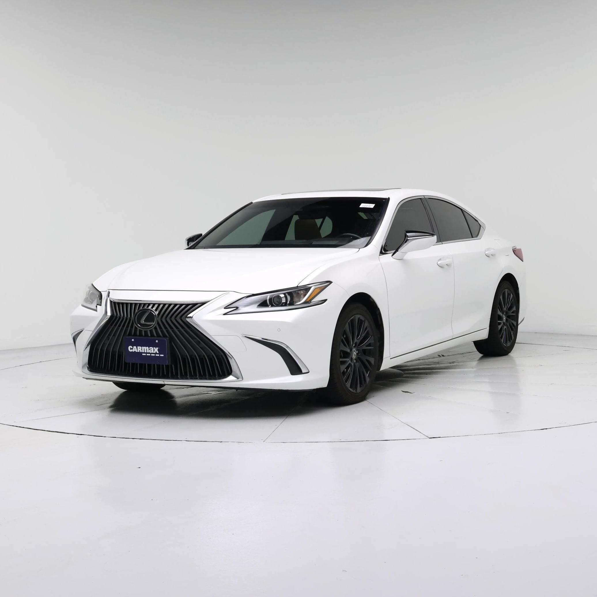 Thumbnail: 2019 Lexus ES - 4