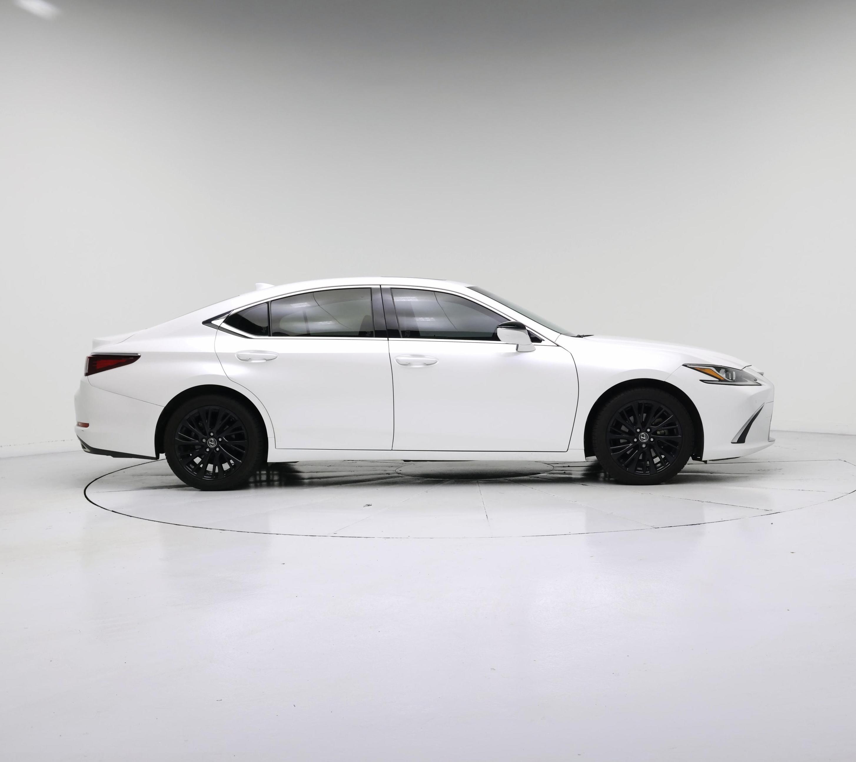 Thumbnail: 2019 Lexus ES - 7