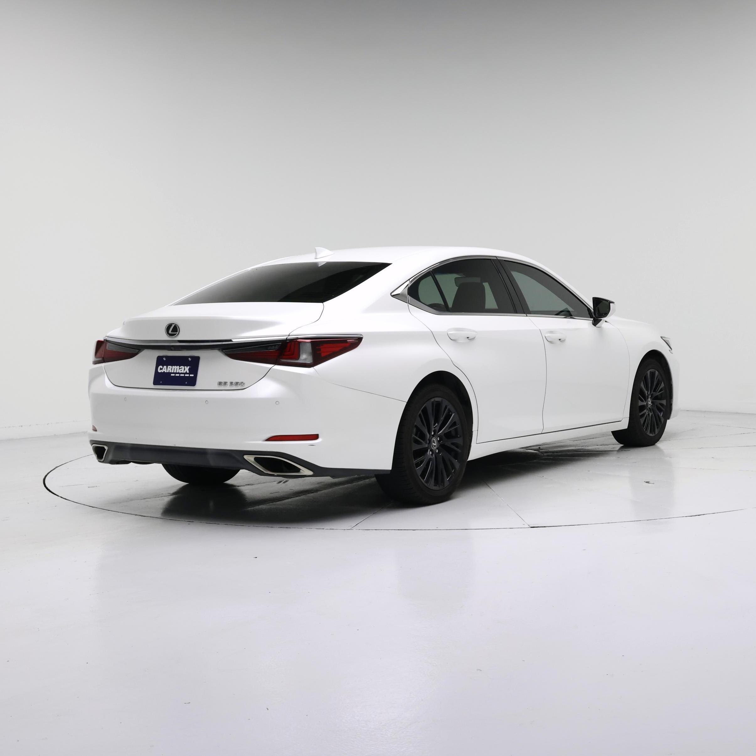 Thumbnail: 2019 Lexus ES - 8
