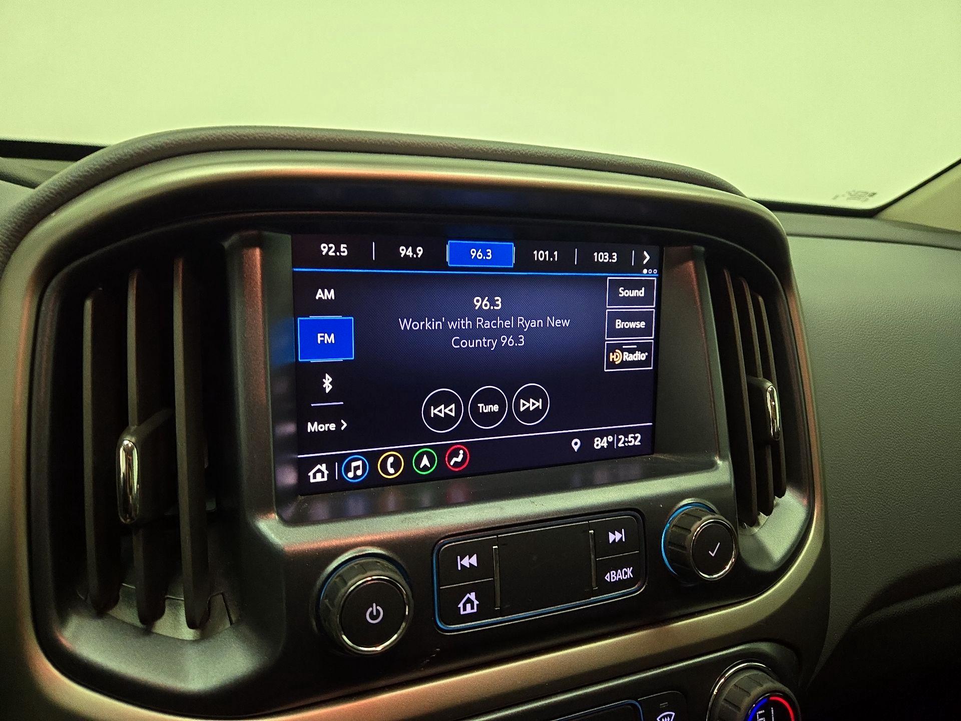 Thumbnail: 2019 Chevrolet Colorado - 16