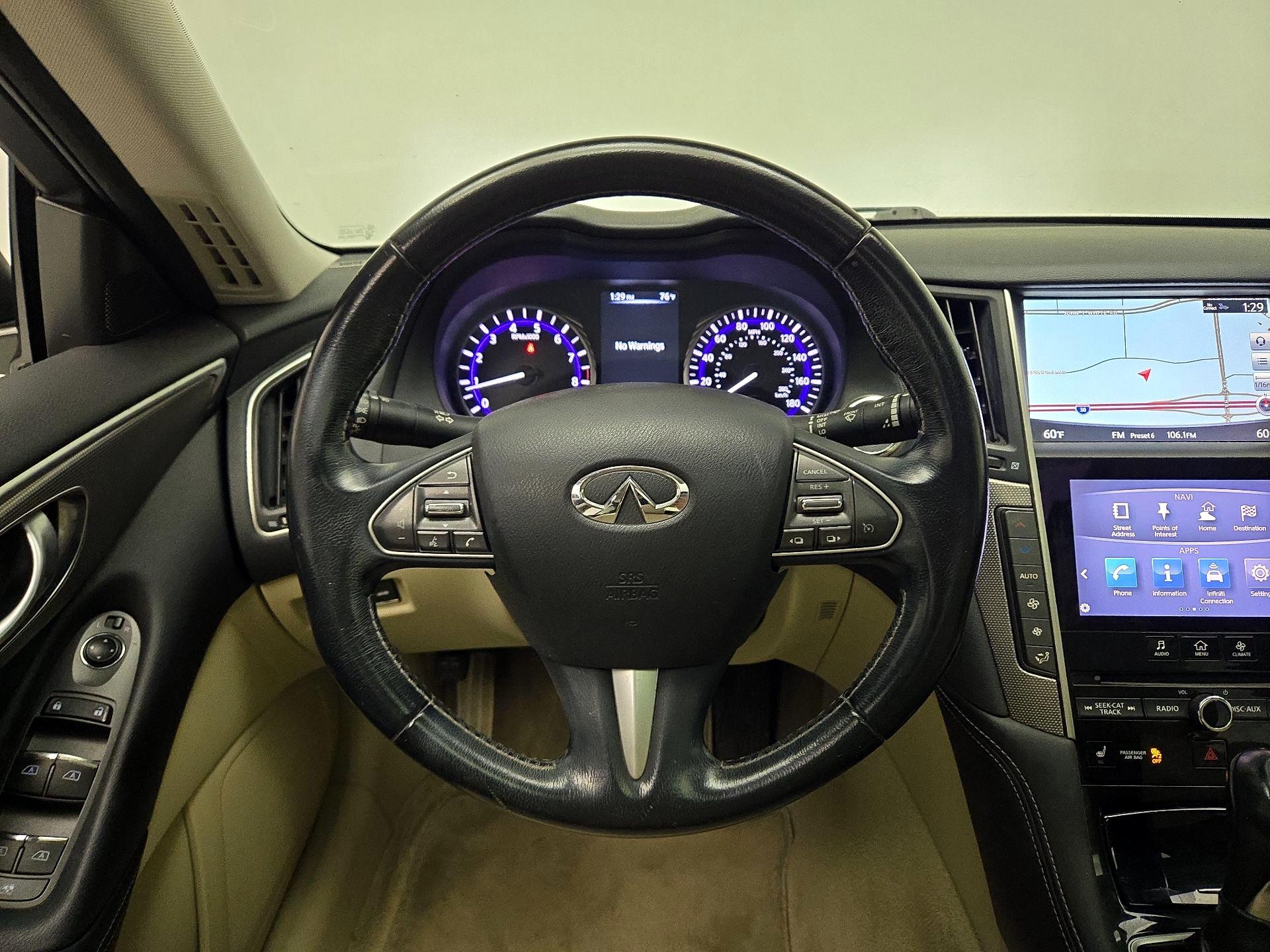 Thumbnail: 2014 INFINITI Q50 - 10