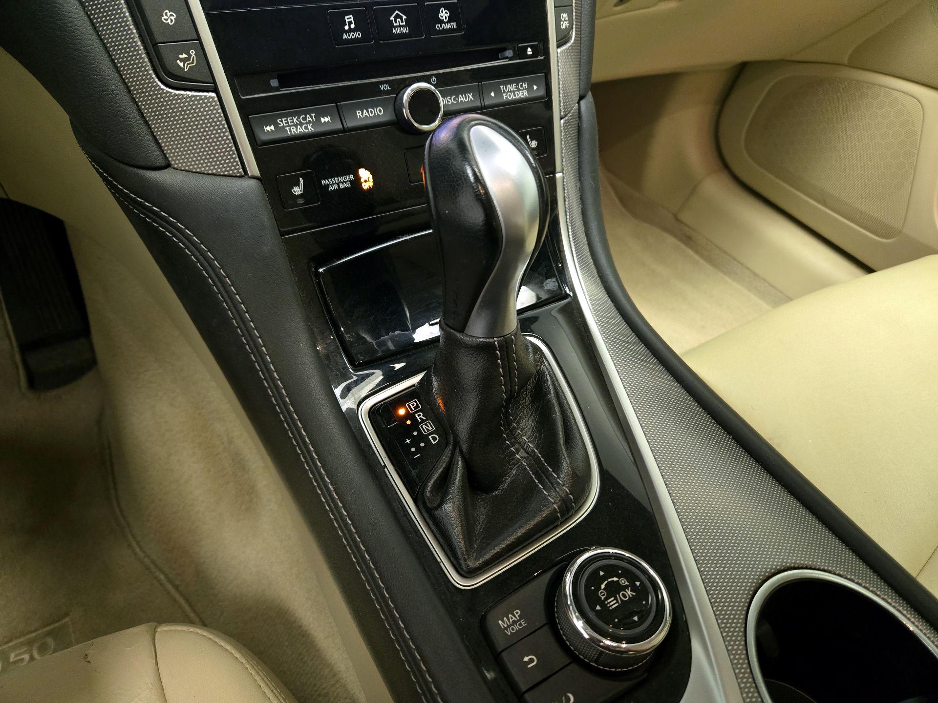 Thumbnail: 2014 INFINITI Q50 - 18