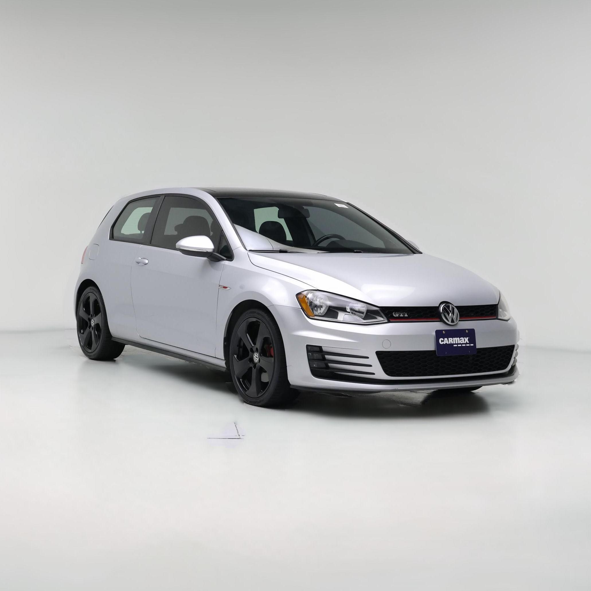 Thumbnail: 2015 Volkswagen Golf - 1