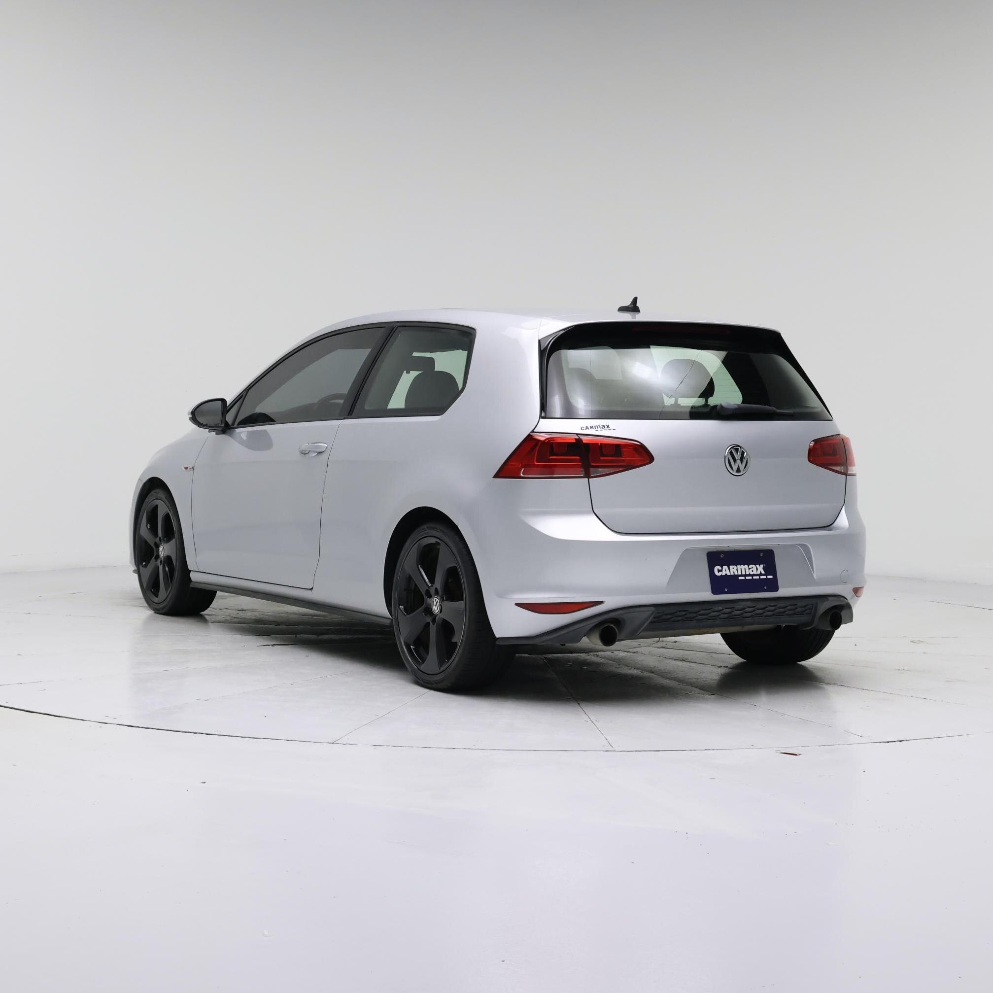 Thumbnail: 2015 Volkswagen Golf - 2