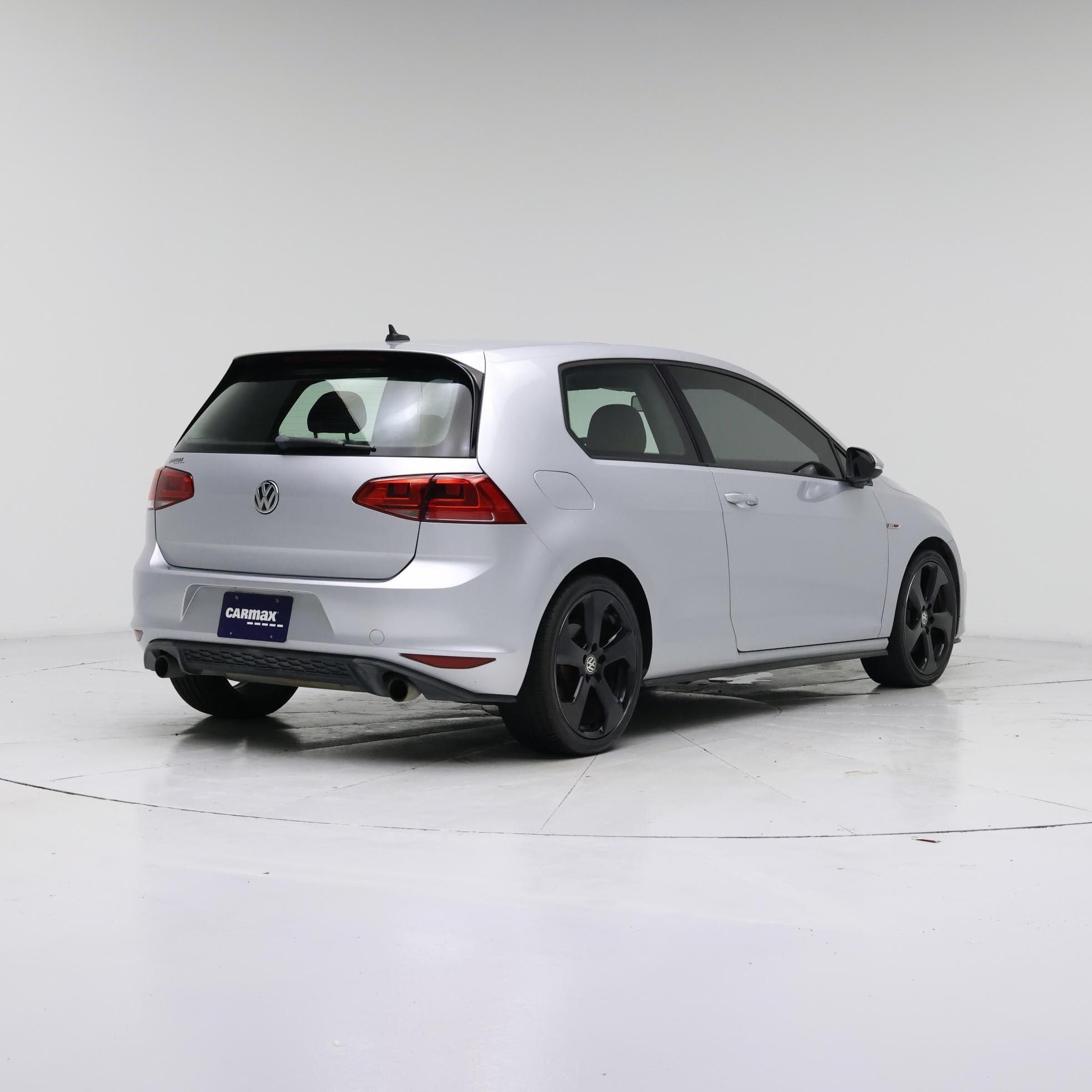 Thumbnail: 2015 Volkswagen Golf - 8