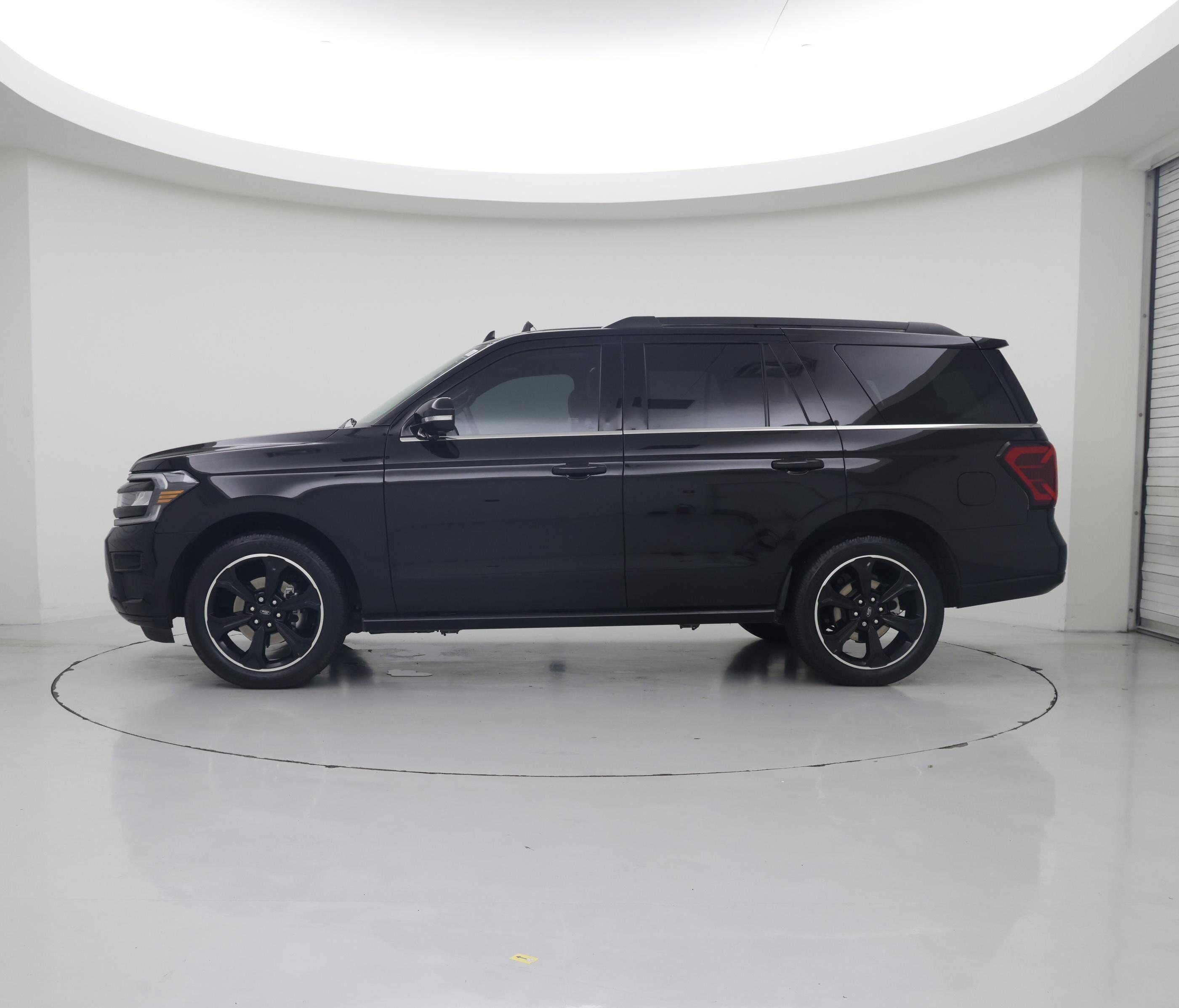 Thumbnail: 2023 Ford Expedition - 3