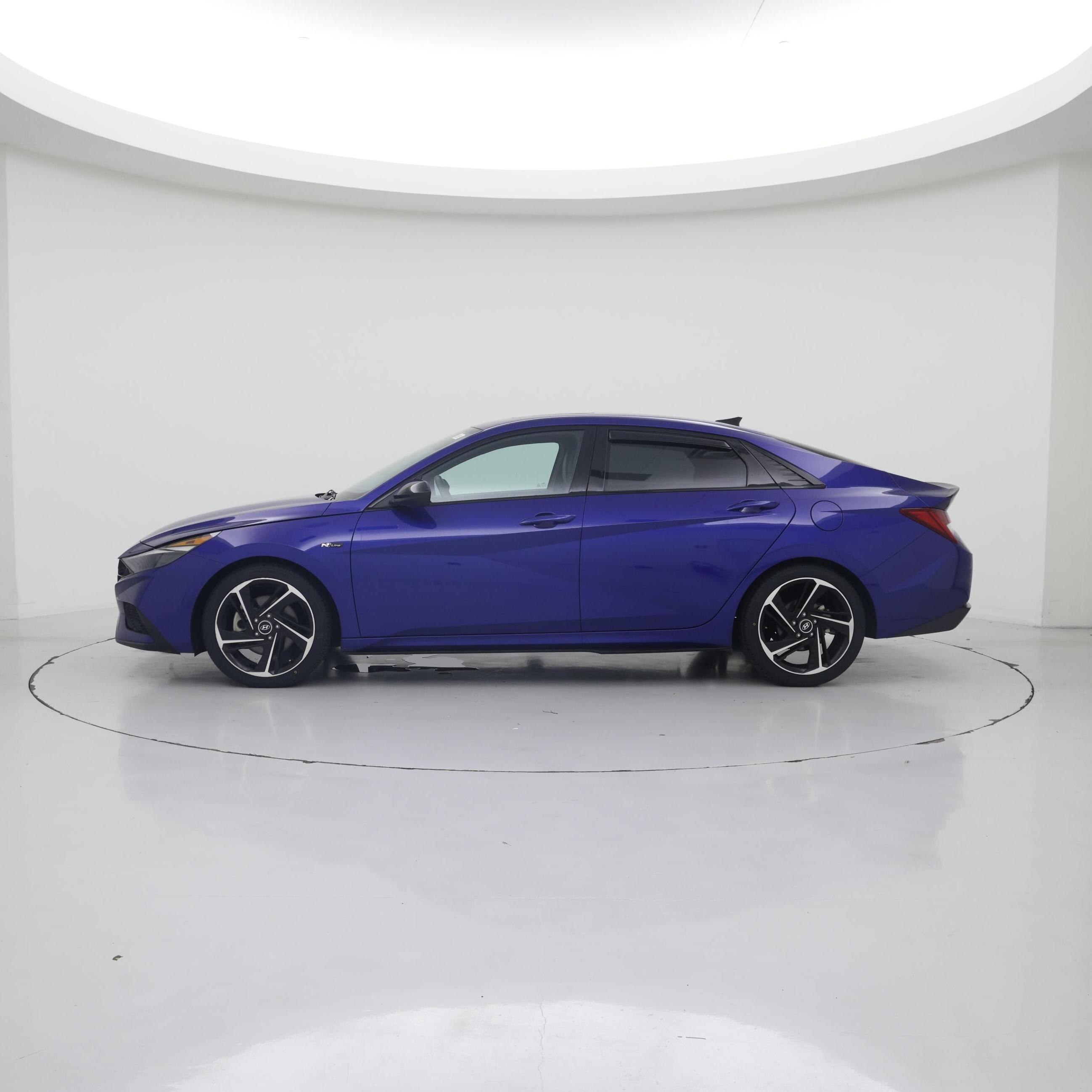 Thumbnail: 2023 Hyundai Elantra - 3