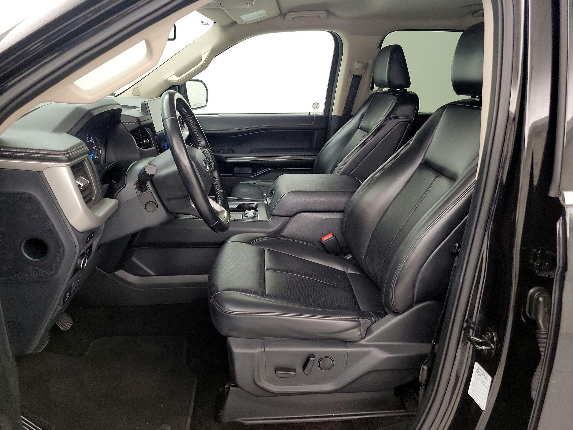 Thumbnail: 2023 Ford Expedition - 11